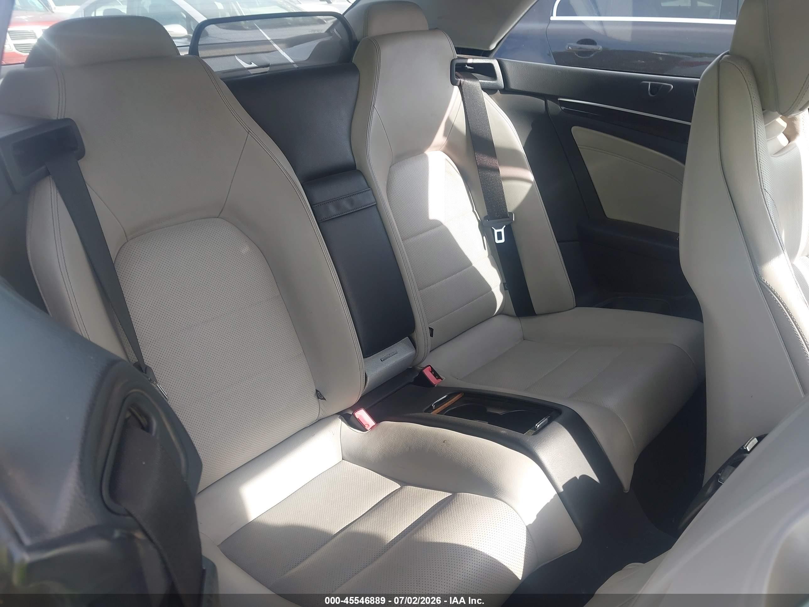 2014 Mercedes-benz E 350   Silver vin: WDDKK5KF1EF266591