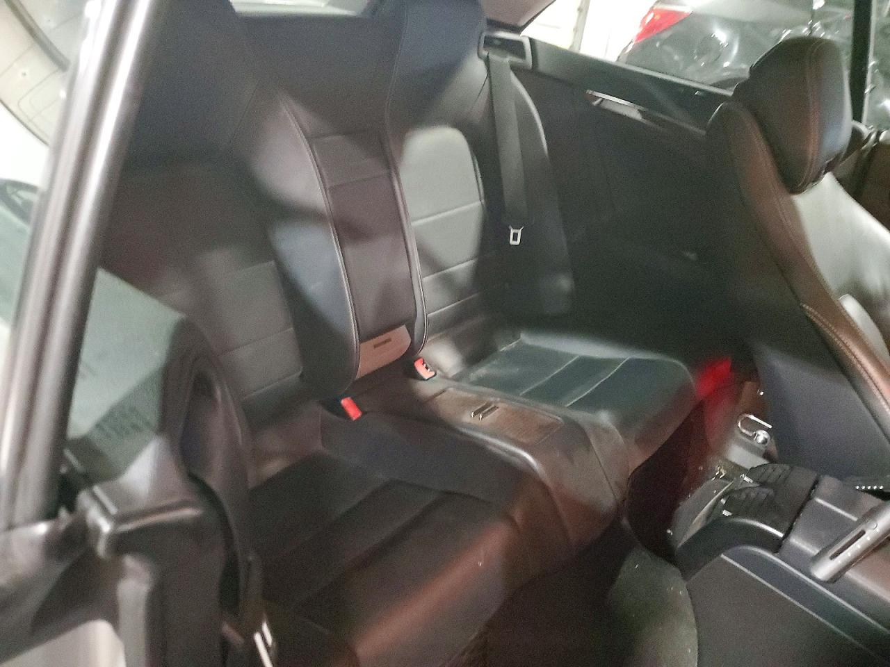 2012 Mercedes-benz E 350 Серебряный vin: WDDKK5KF2CF139734