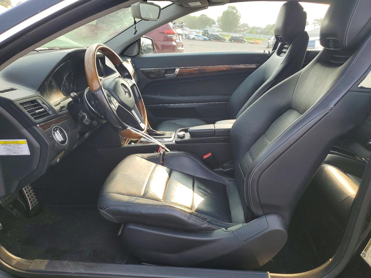 2013 Mercedes-benz E 350 Black vin: WDDKK5KF2DF215437