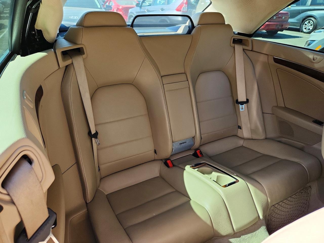 2012 Mercedes-benz E 350 Синий vin: WDDKK5KF3CF142349