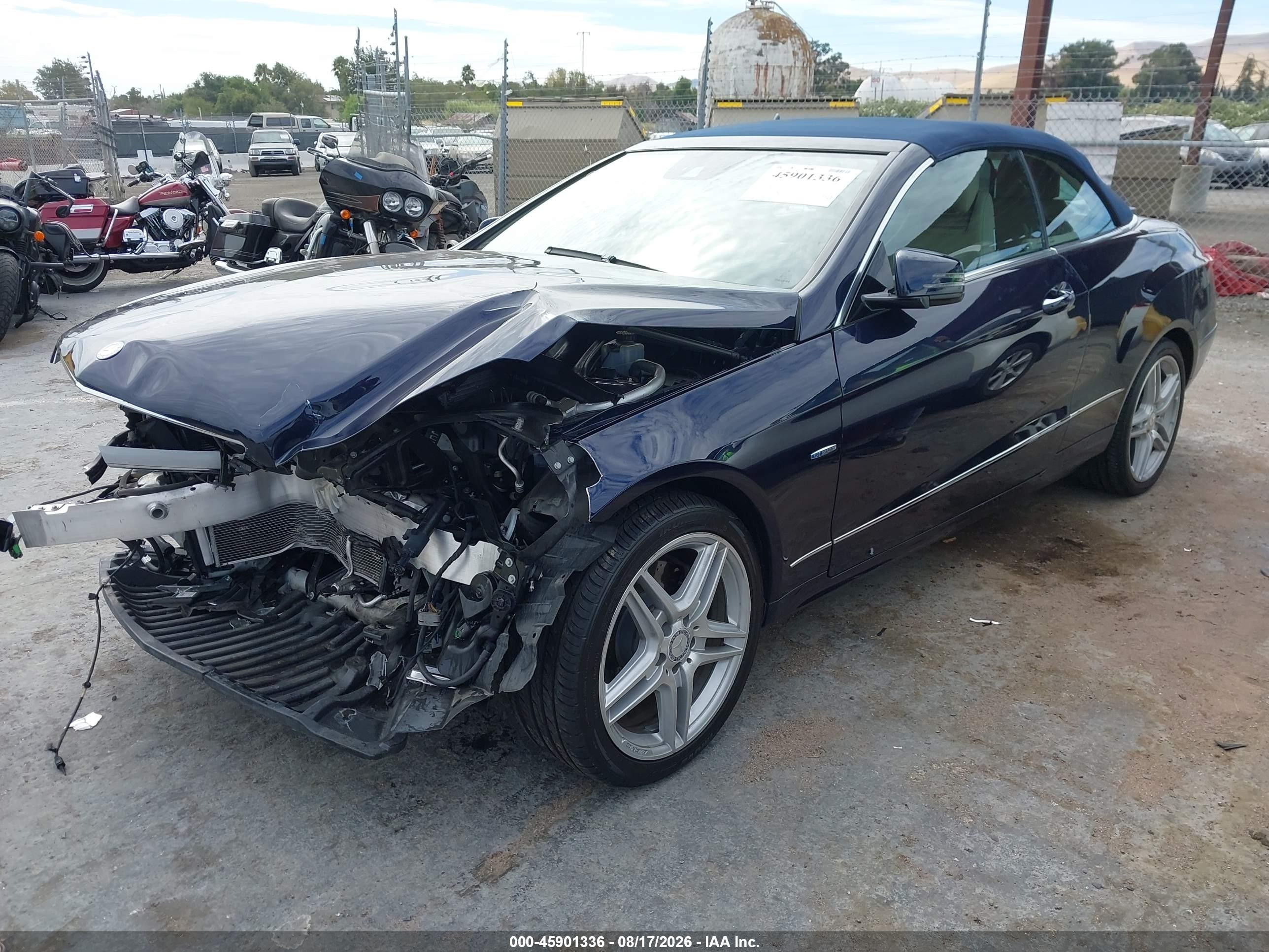 2012 Mercedes-benz E 350 Dark Blue vin: WDDKK5KF3CF144537