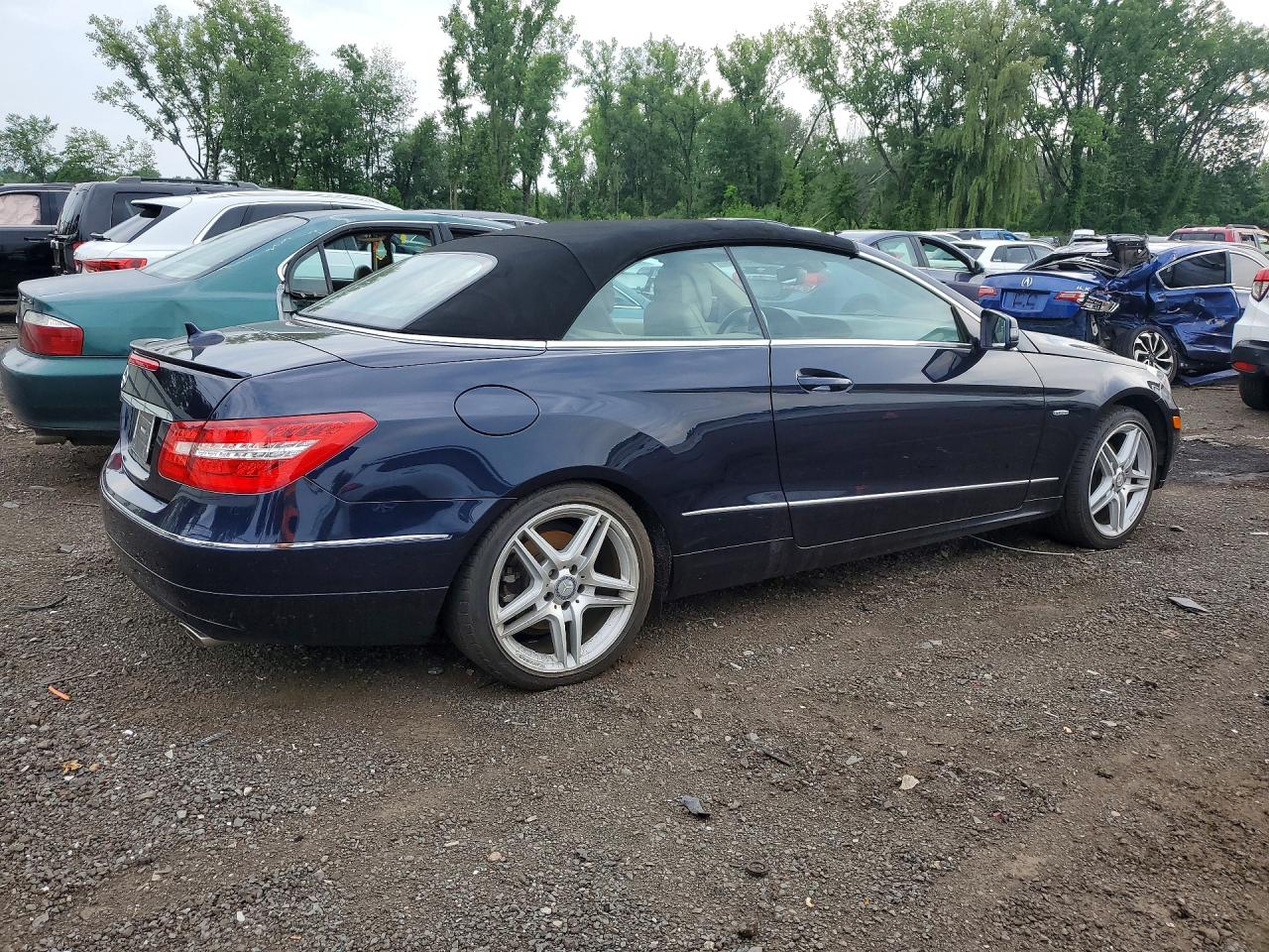2012 Mercedes-benz E 350 Blue vin: WDDKK5KF3CF159930
