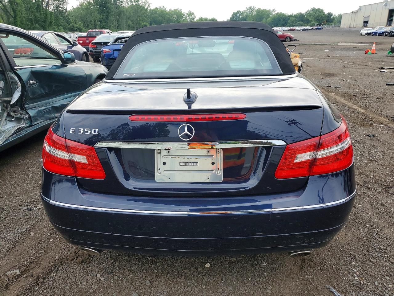 2012 Mercedes-benz E 350 Blue vin: WDDKK5KF3CF159930