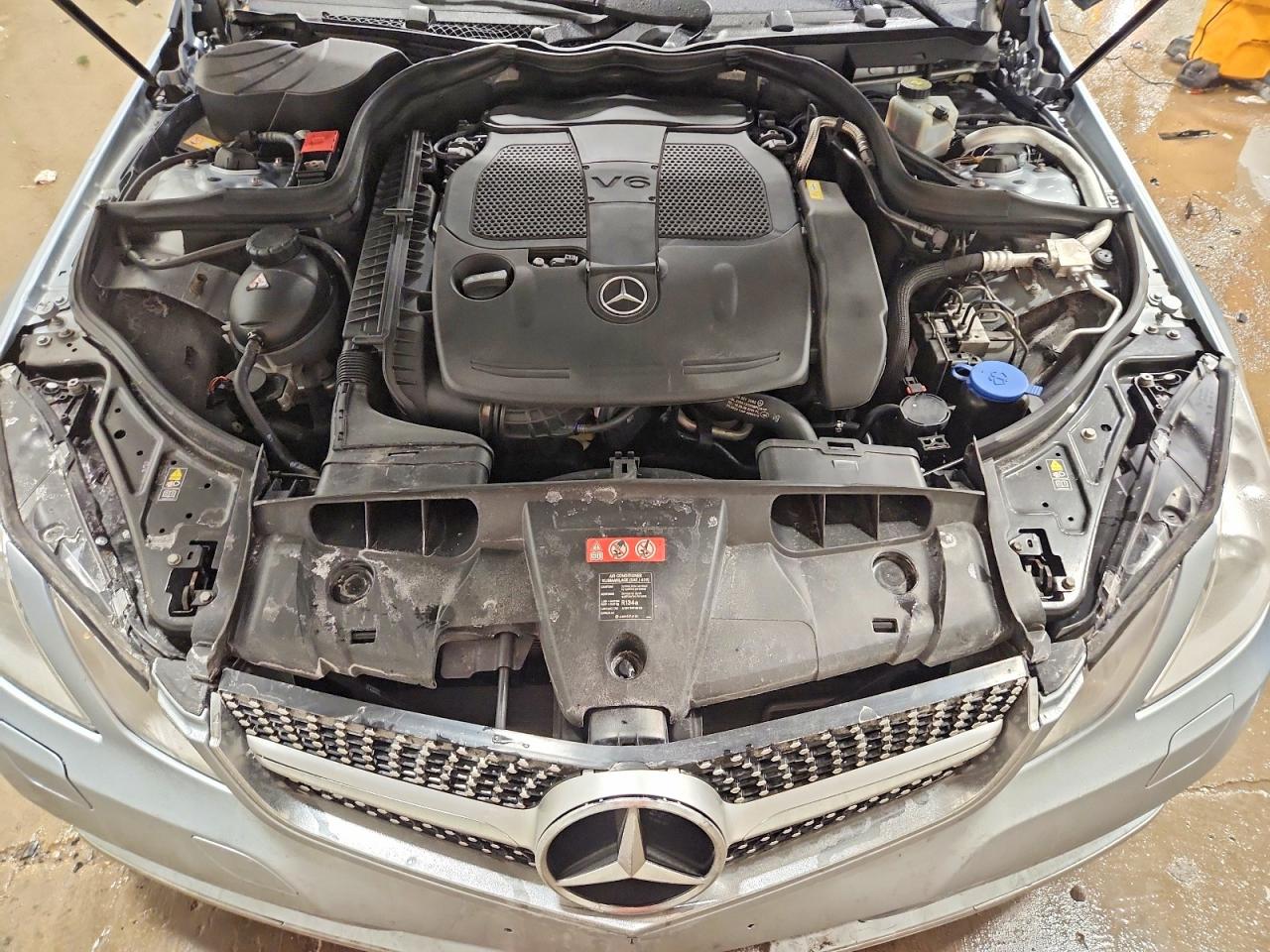 2013 Mercedes-benz E 350 Синий vin: WDDKK5KF3DF215821