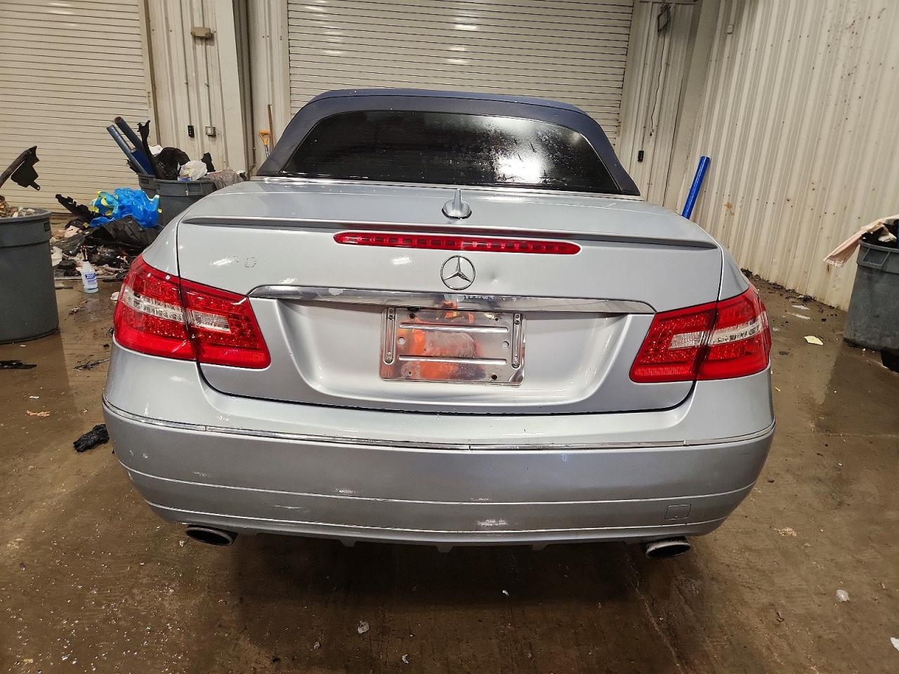 2013 Mercedes-benz E 350 Синий vin: WDDKK5KF3DF215821