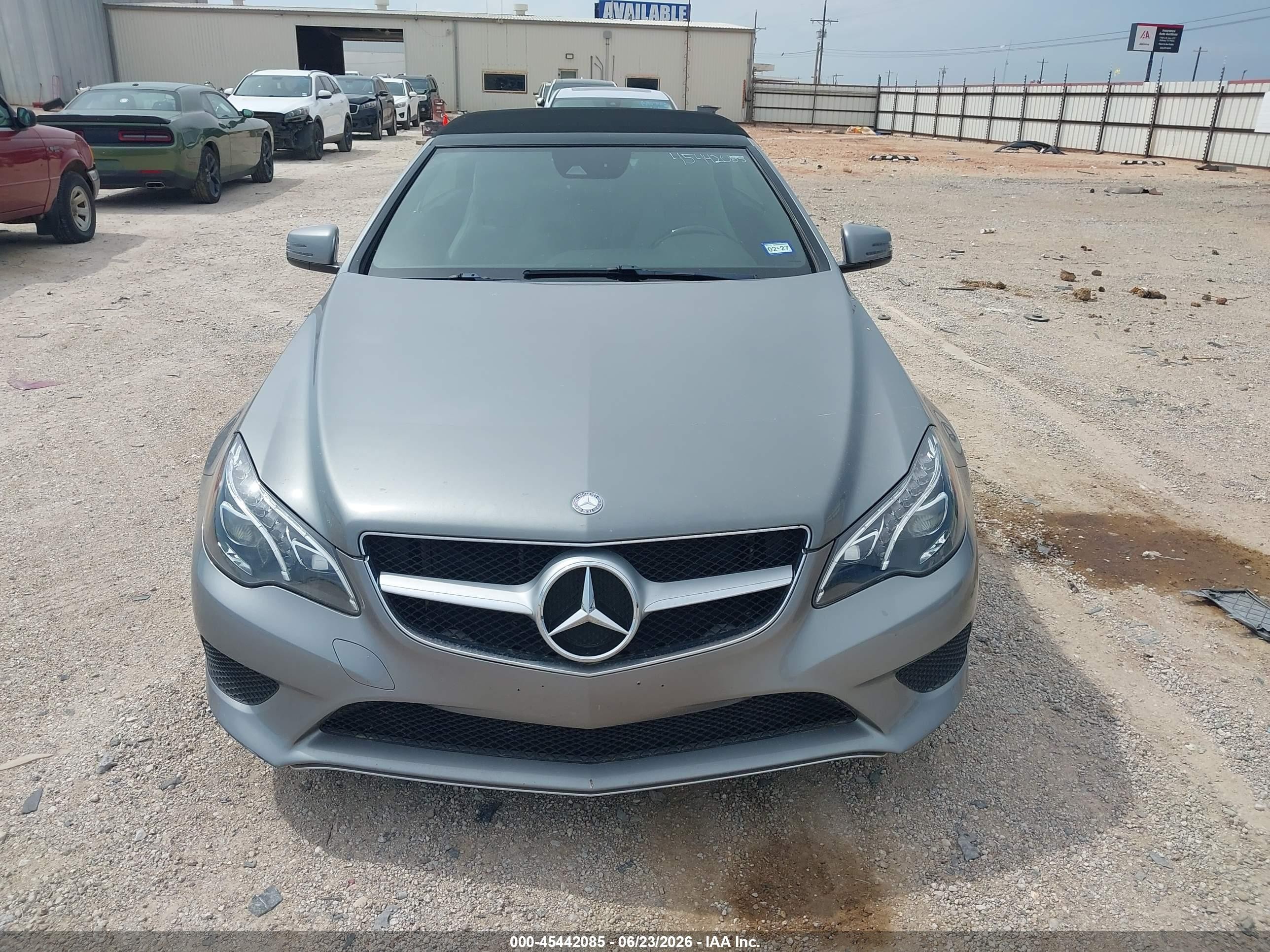 2014 Mercedes-benz E 350 Silver vin: WDDKK5KF3EF261926