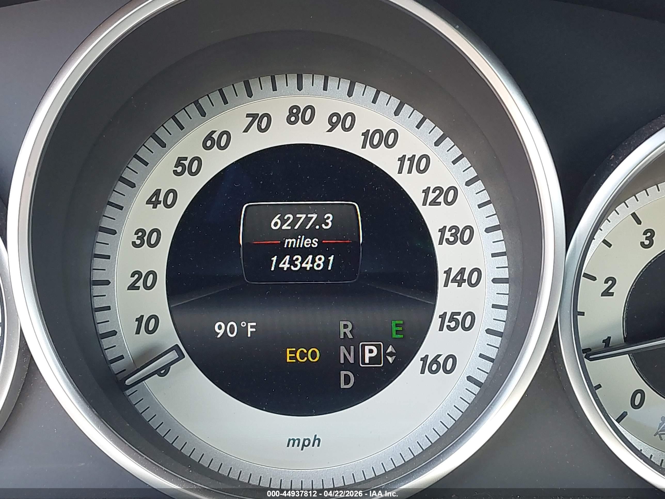 2014 Mercedes-benz E 350   Black vin: WDDKK5KF3EF272389