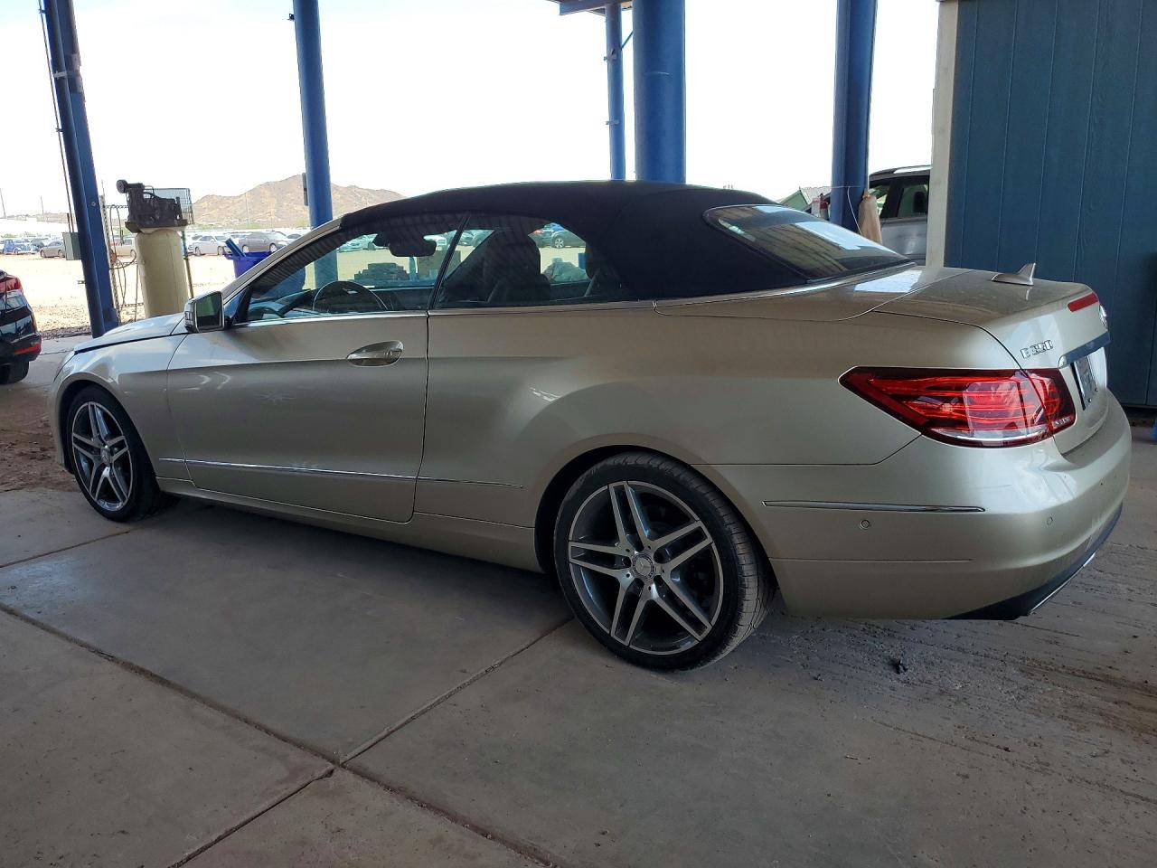 2014 Mercedes-benz E 350 Beige vin: WDDKK5KF3EF288169