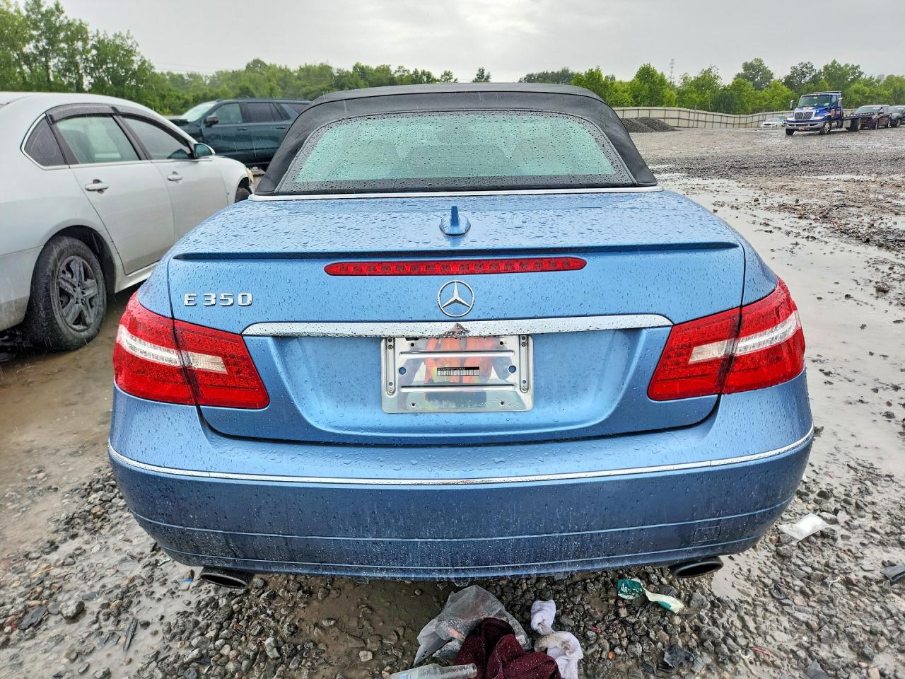 2012 Mercedes-benz E 350 Turquoise vin: WDDKK5KF4CF153103