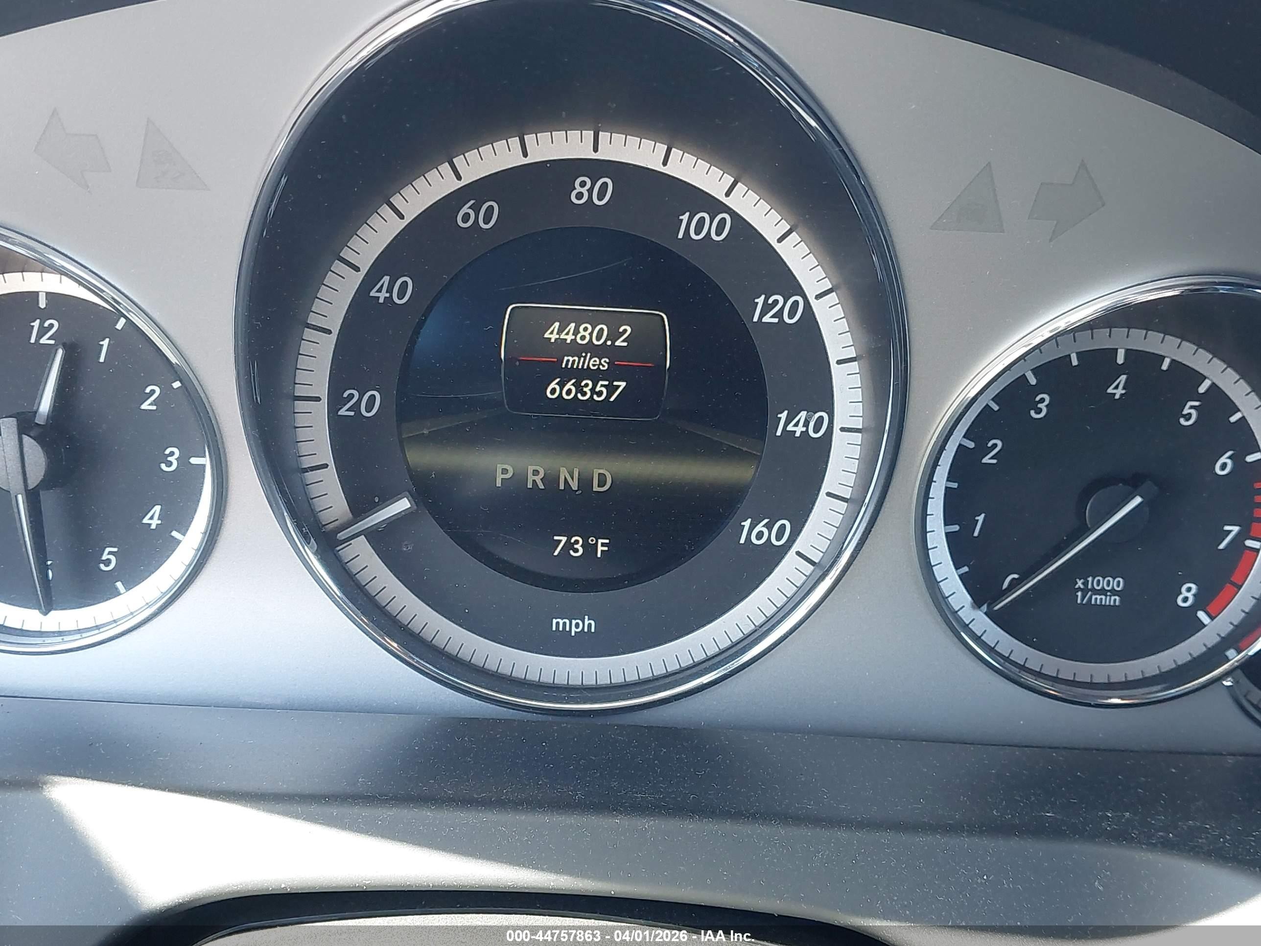 2013 Mercedes-benz E 350   Черный vin: WDDKK5KF4DF183607