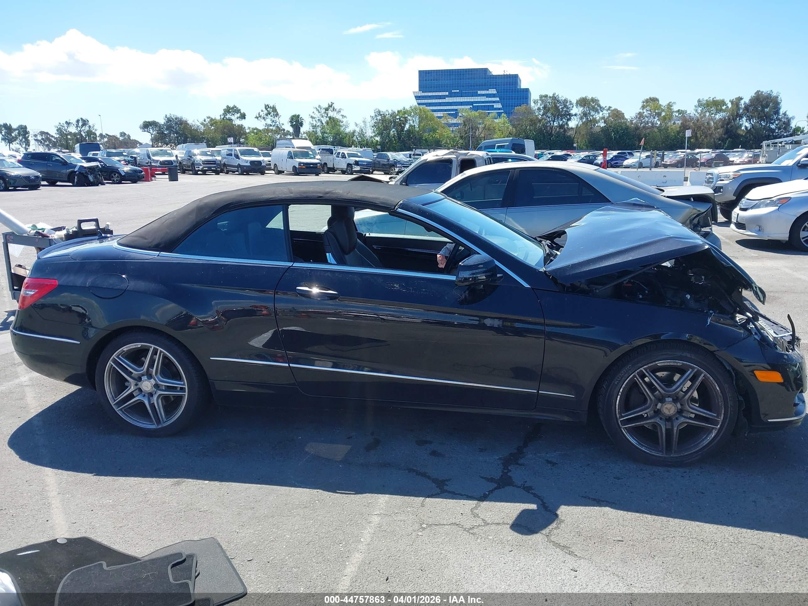 2013 Mercedes-benz E 350   Черный vin: WDDKK5KF4DF183607