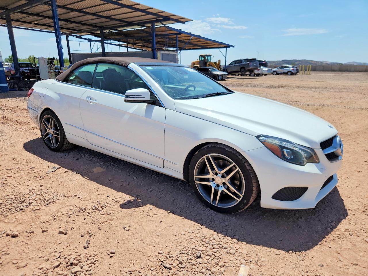 2014 Mercedes-benz E 350 White vin: WDDKK5KF4EF265029