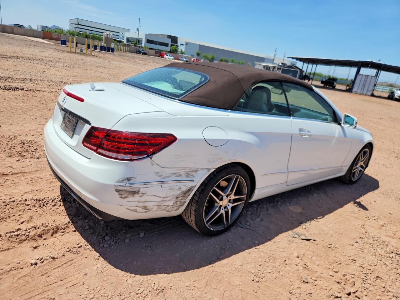 2014 Mercedes-benz E 350 White vin: WDDKK5KF4EF265029