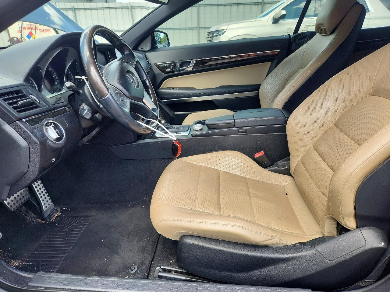 2012 Mercedes-benz E 350 Black vin: WDDKK5KF5CF140666