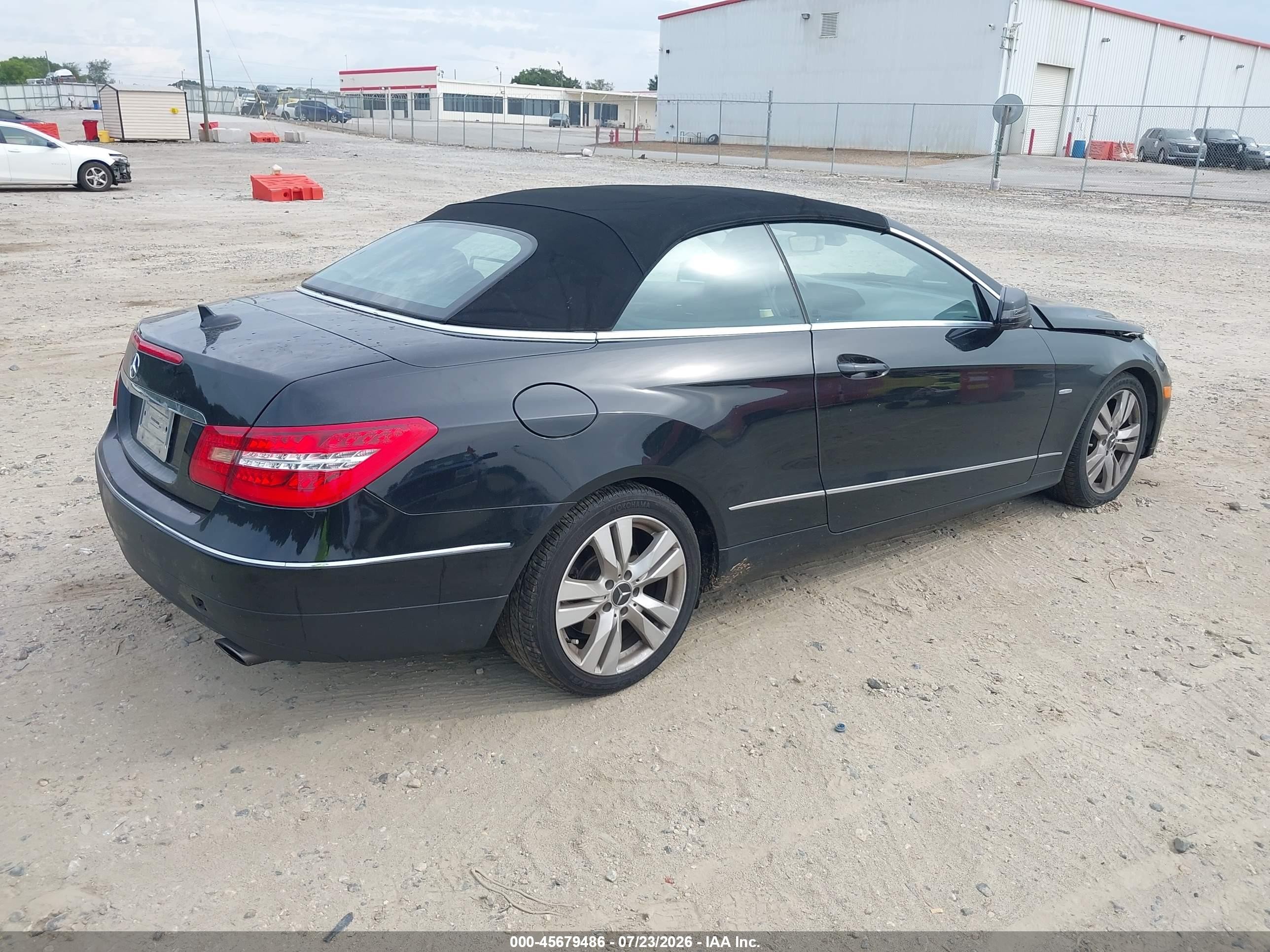 2012 Mercedes-benz E 350   Черный vin: WDDKK5KF5CF167477