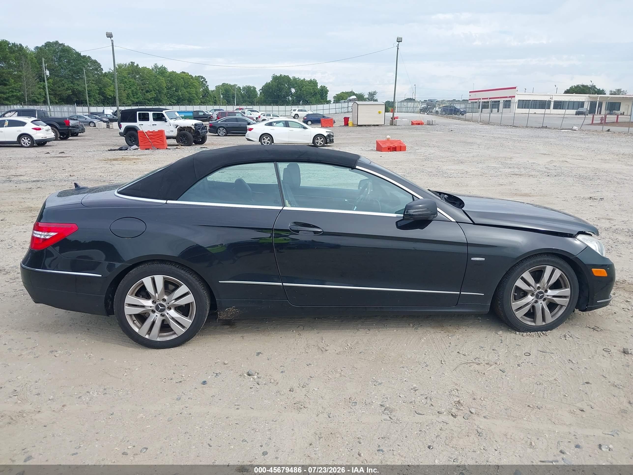 2012 Mercedes-benz E 350   Черный vin: WDDKK5KF5CF167477