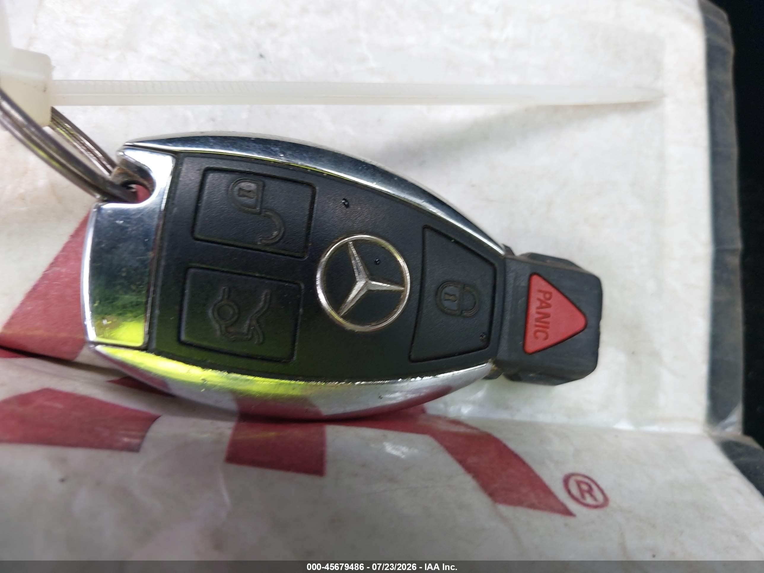 2012 Mercedes-benz E 350   Черный vin: WDDKK5KF5CF167477