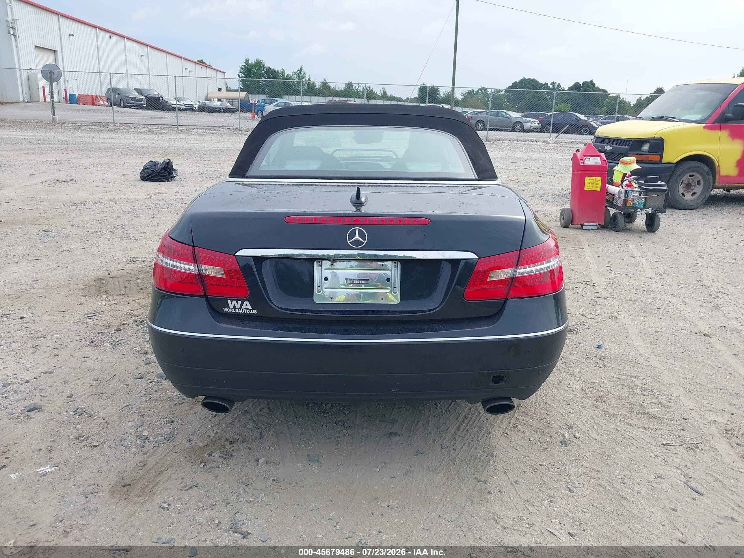 2012 Mercedes-benz E 350   Черный vin: WDDKK5KF5CF167477