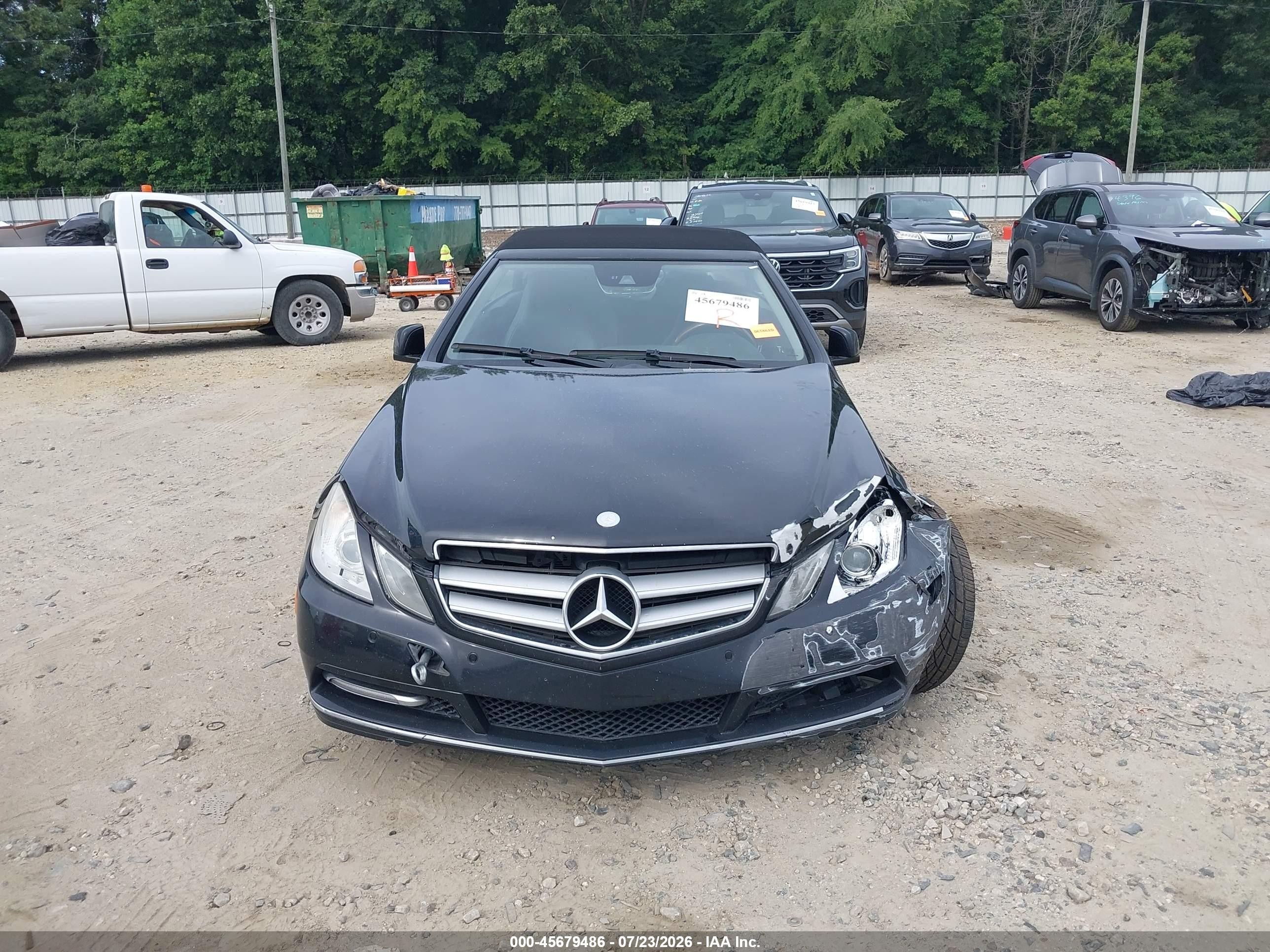 2012 Mercedes-benz E 350   Черный vin: WDDKK5KF5CF167477