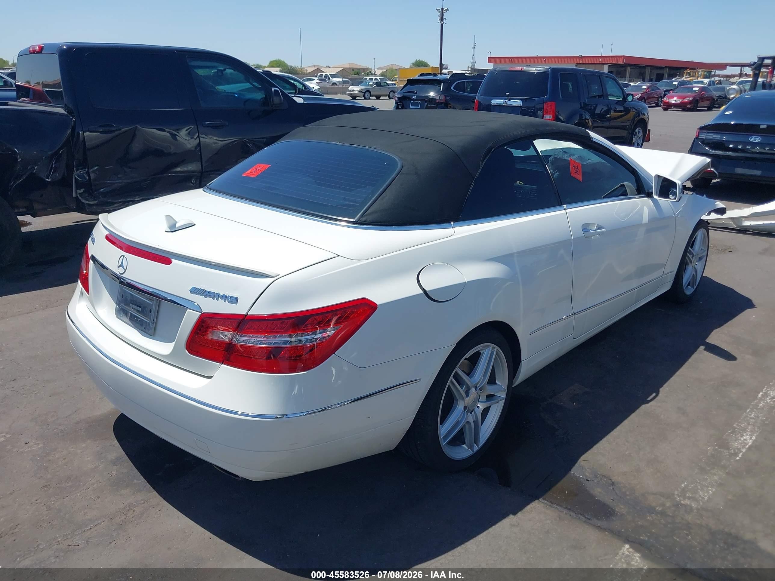 2013 Mercedes-benz E 350   White vin: WDDKK5KF5DF183048