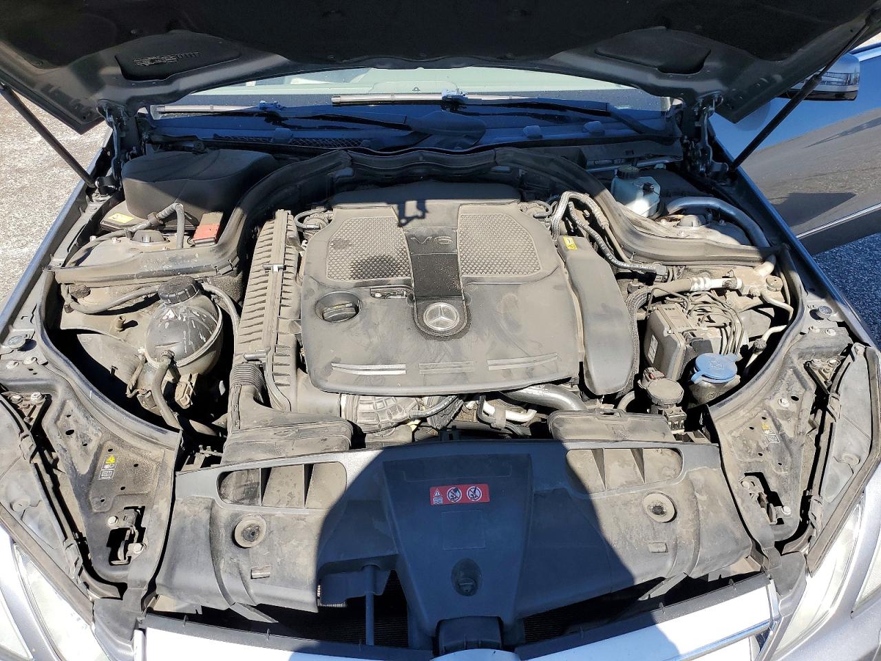 2013 Mercedes-benz E 350 Серый vin: WDDKK5KF5DF195474