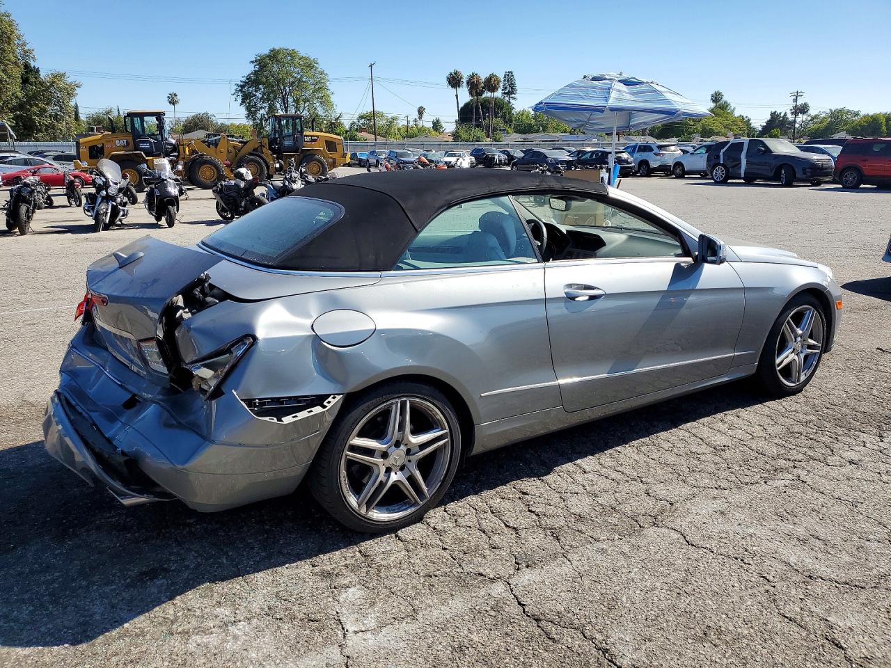 2013 Mercedes-benz E 350 Серый vin: WDDKK5KF5DF195474