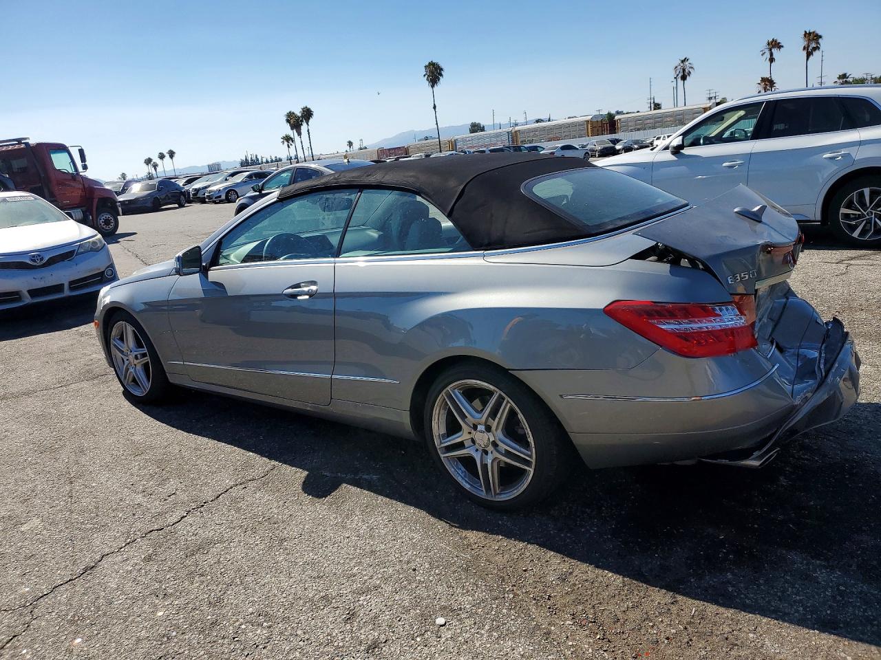 2013 Mercedes-benz E 350 Серый vin: WDDKK5KF5DF195474