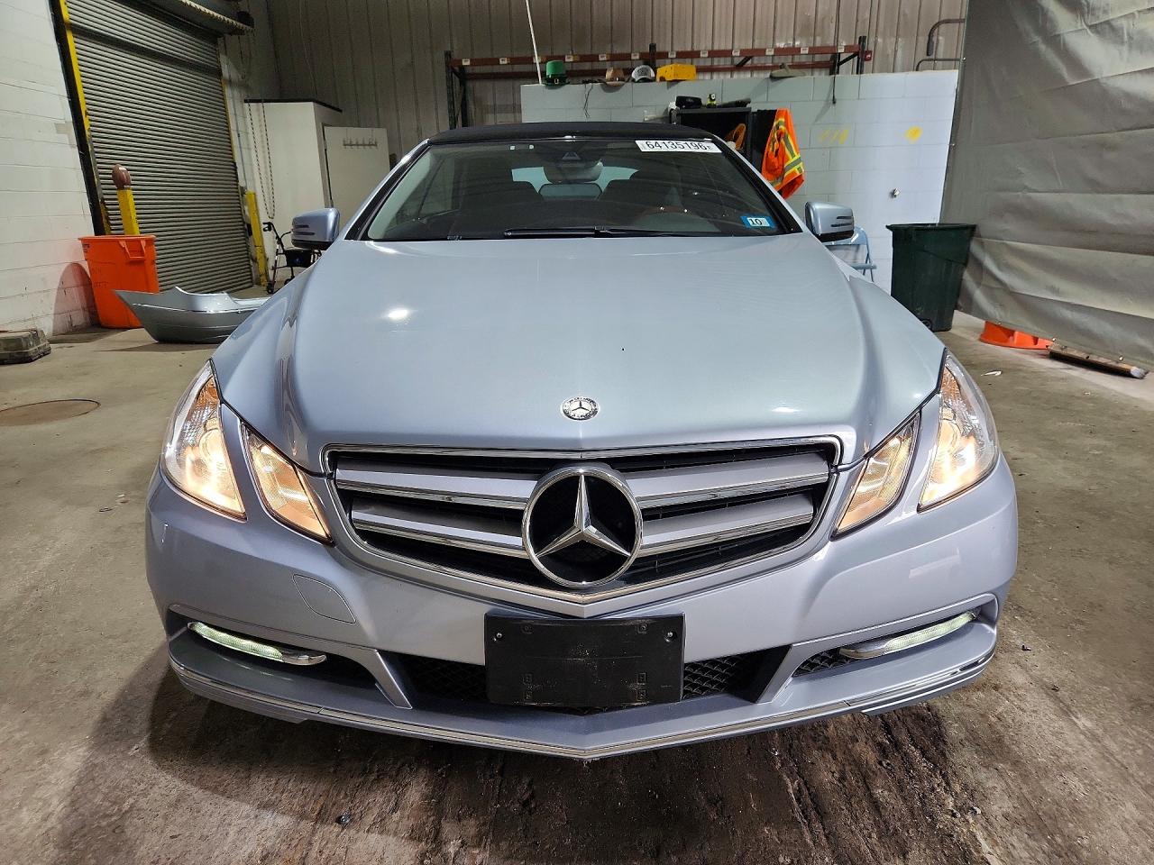 2013 Mercedes-benz E 350 Silver vin: WDDKK5KF5DF202746