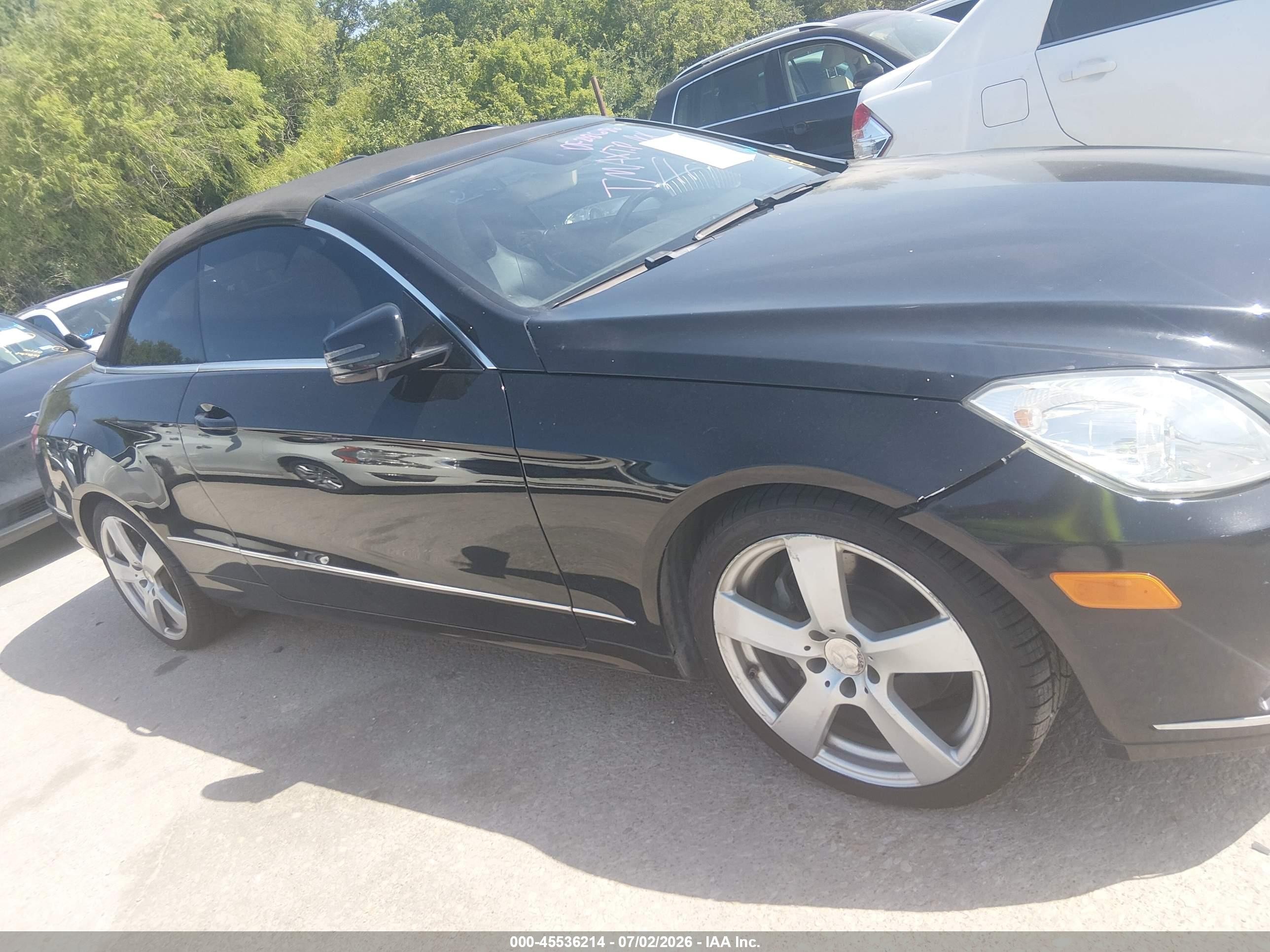 2013 Mercedes-benz E 350   Black vin: WDDKK5KF5DF218686