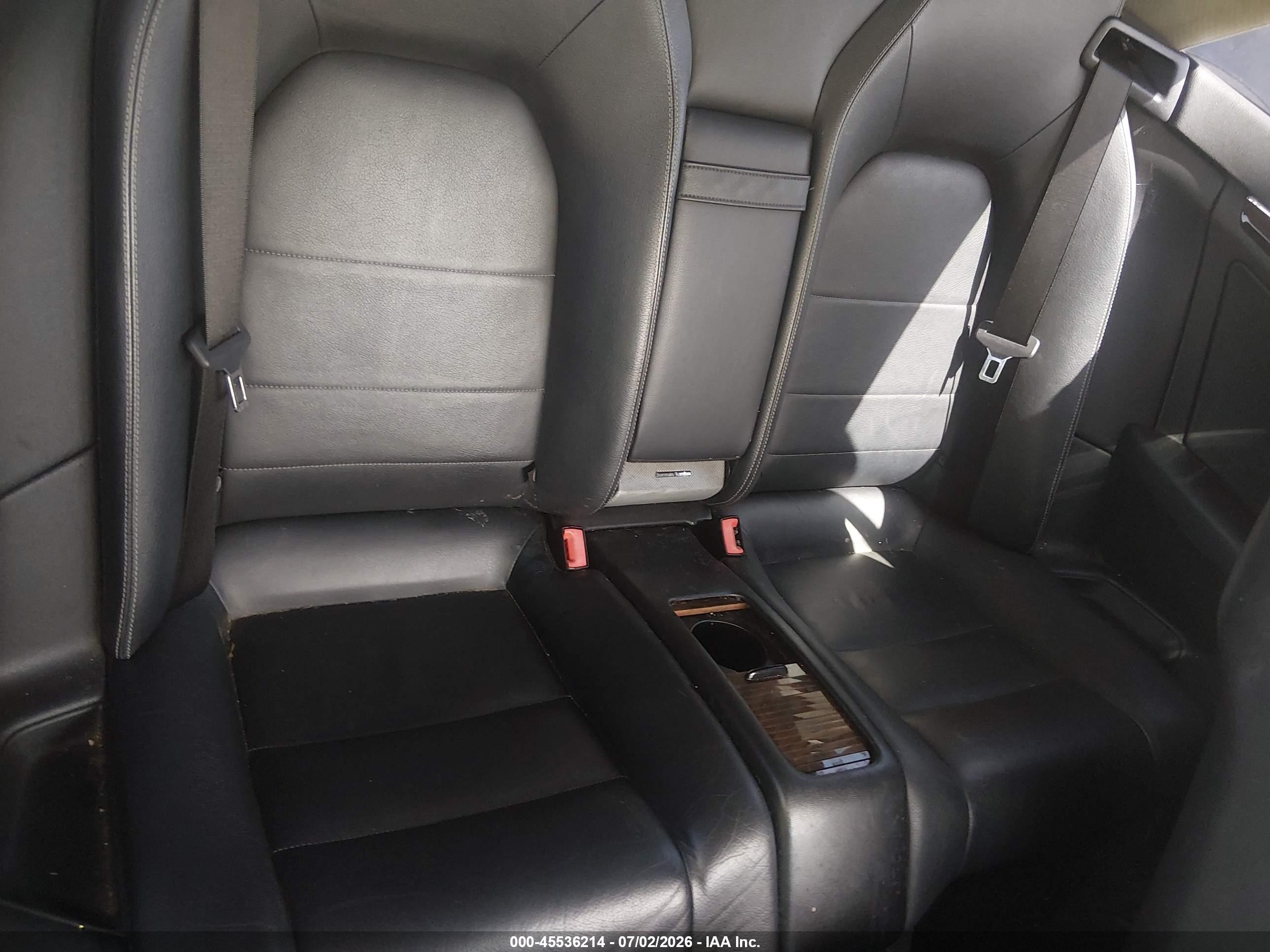 2013 Mercedes-benz E 350   Black vin: WDDKK5KF5DF218686