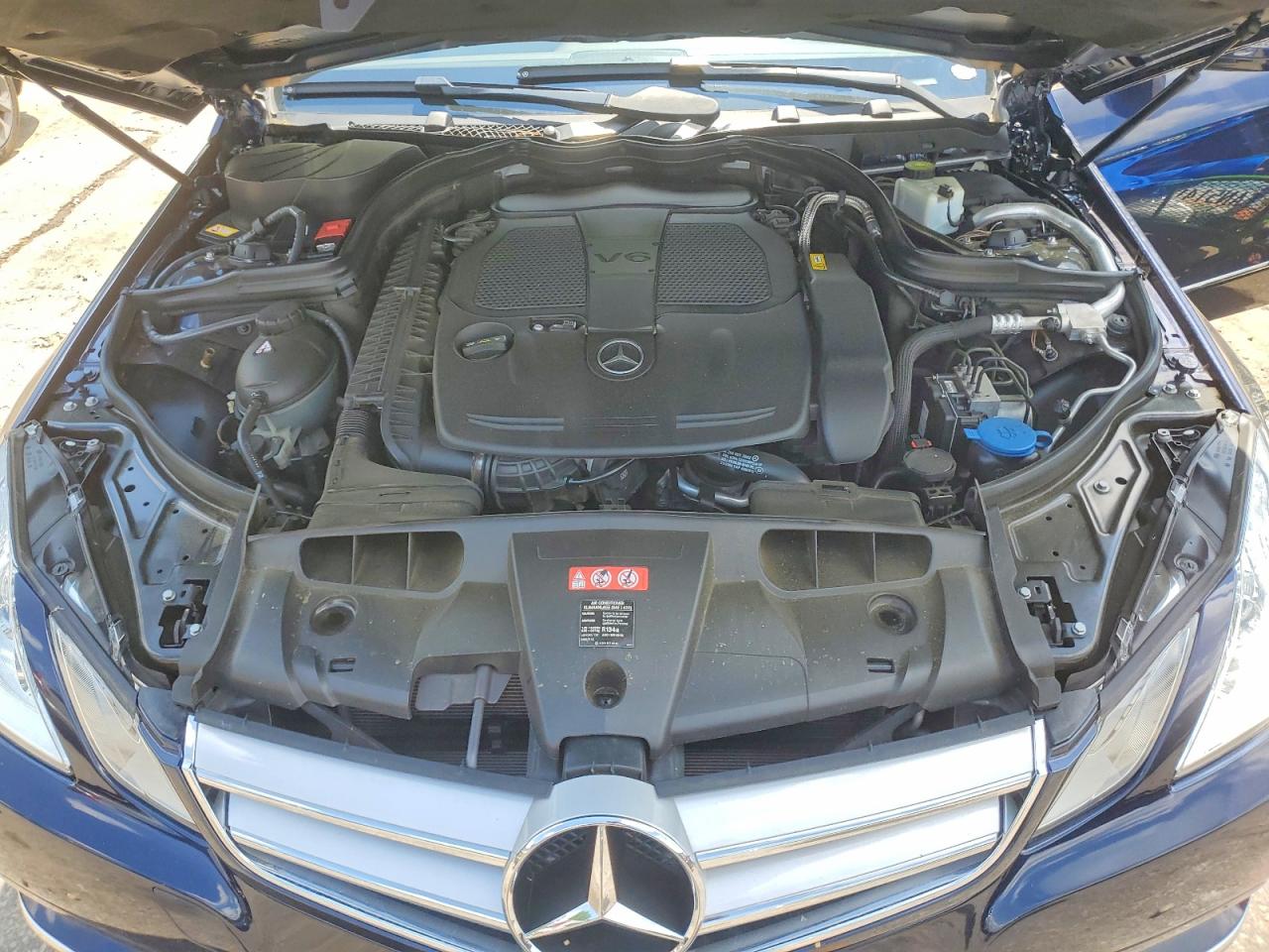 2013 Mercedes-benz E 350 Blue vin: WDDKK5KF5DF220177