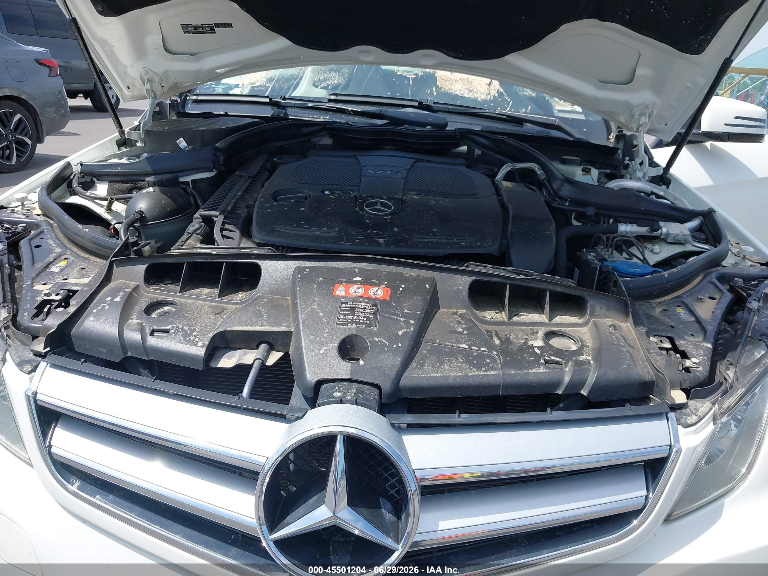2012 Mercedes-benz E 350   White vin: WDDKK5KF6CF147934
