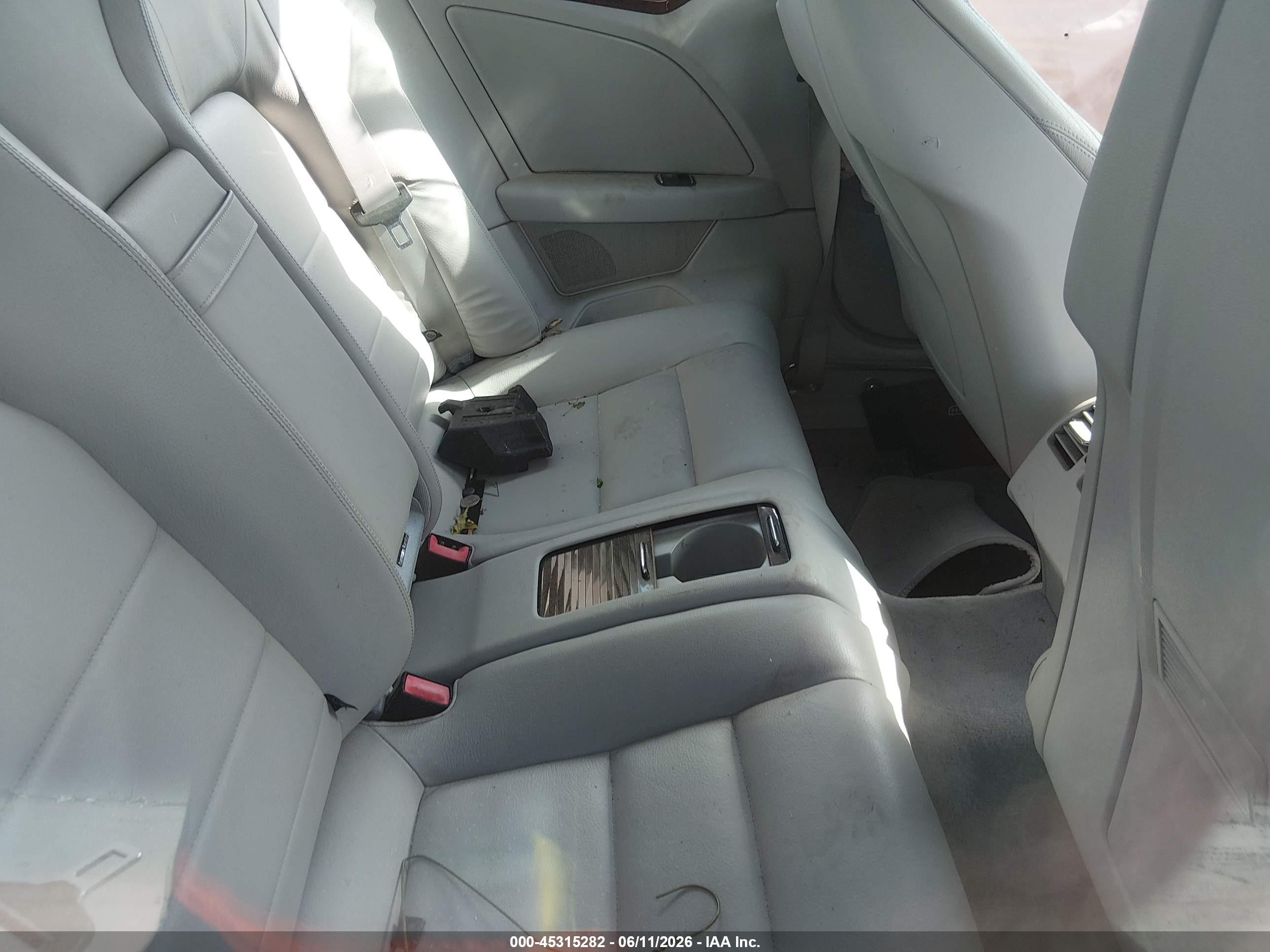 2012 Mercedes-benz E 350   White vin: WDDKK5KF6CF173501