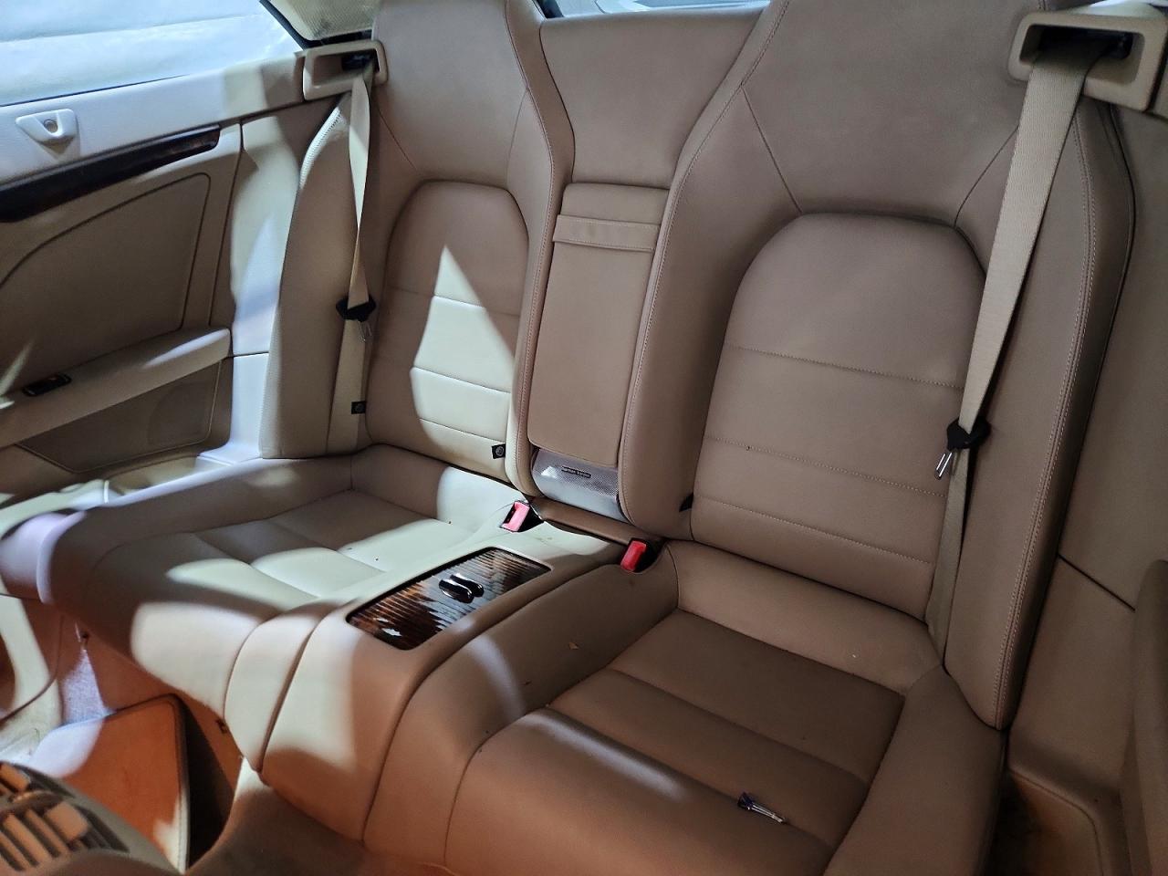 2013 Mercedes-benz E 350 White vin: WDDKK5KF6DF189053