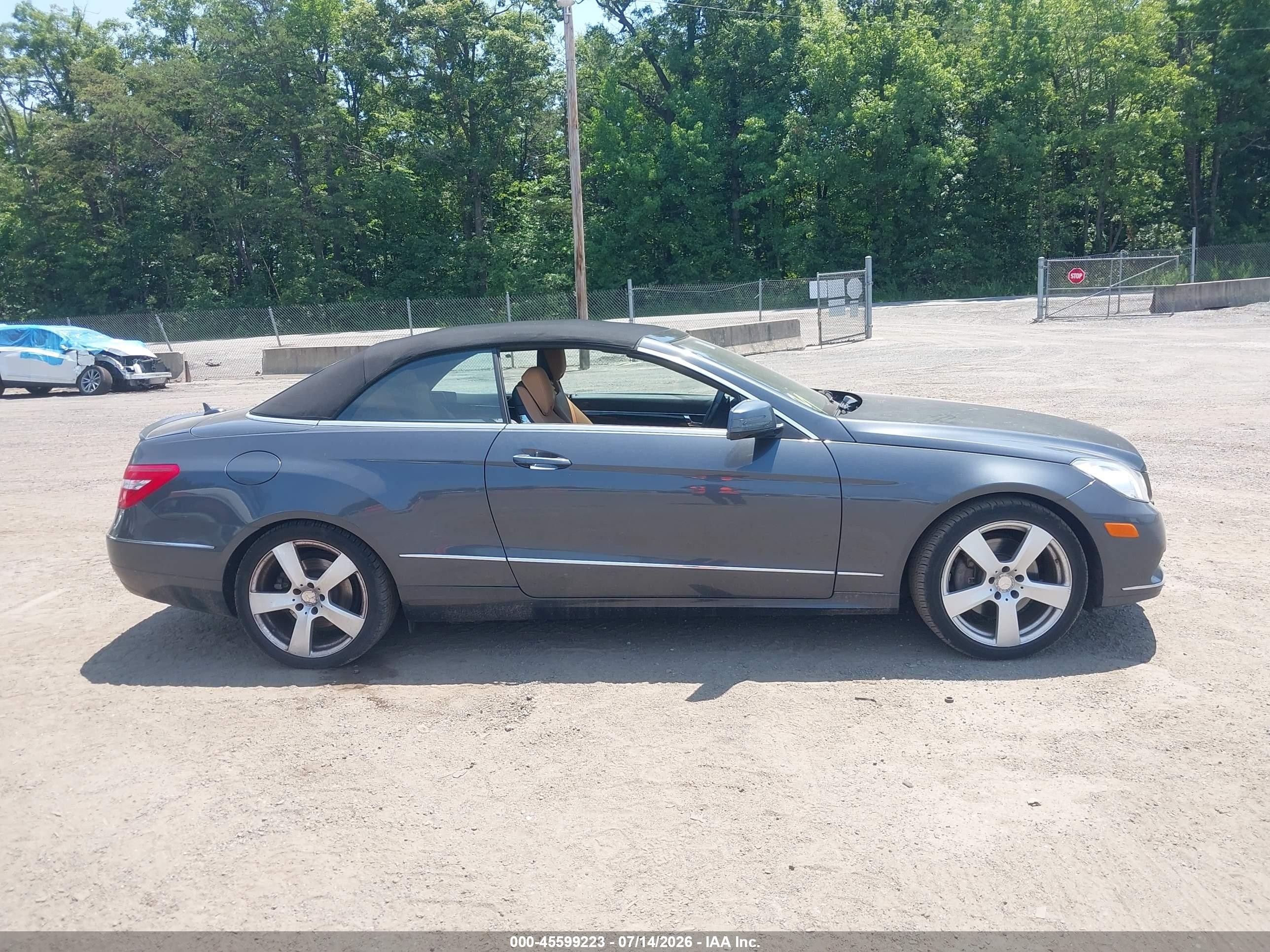 2013 Mercedes-benz E 350   Gray vin: WDDKK5KF6DF203498
