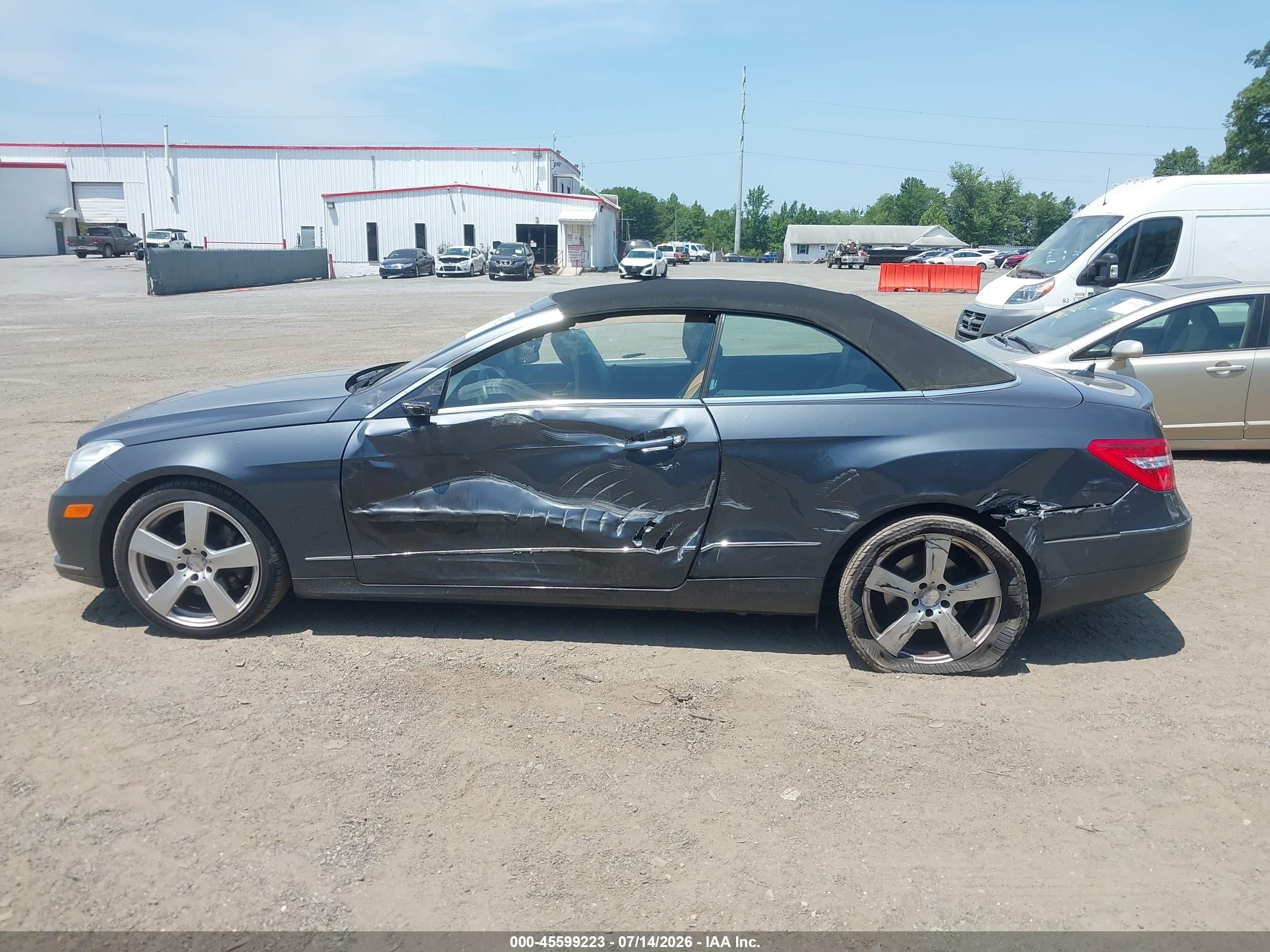 2013 Mercedes-benz E 350   Gray vin: WDDKK5KF6DF203498
