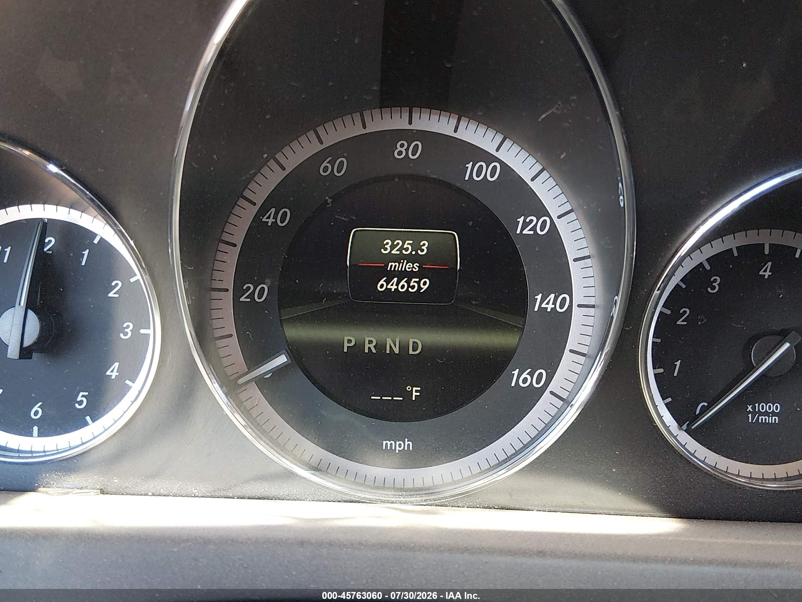 2013 Mercedes-benz E 350   Black vin: WDDKK5KF6DF207101
