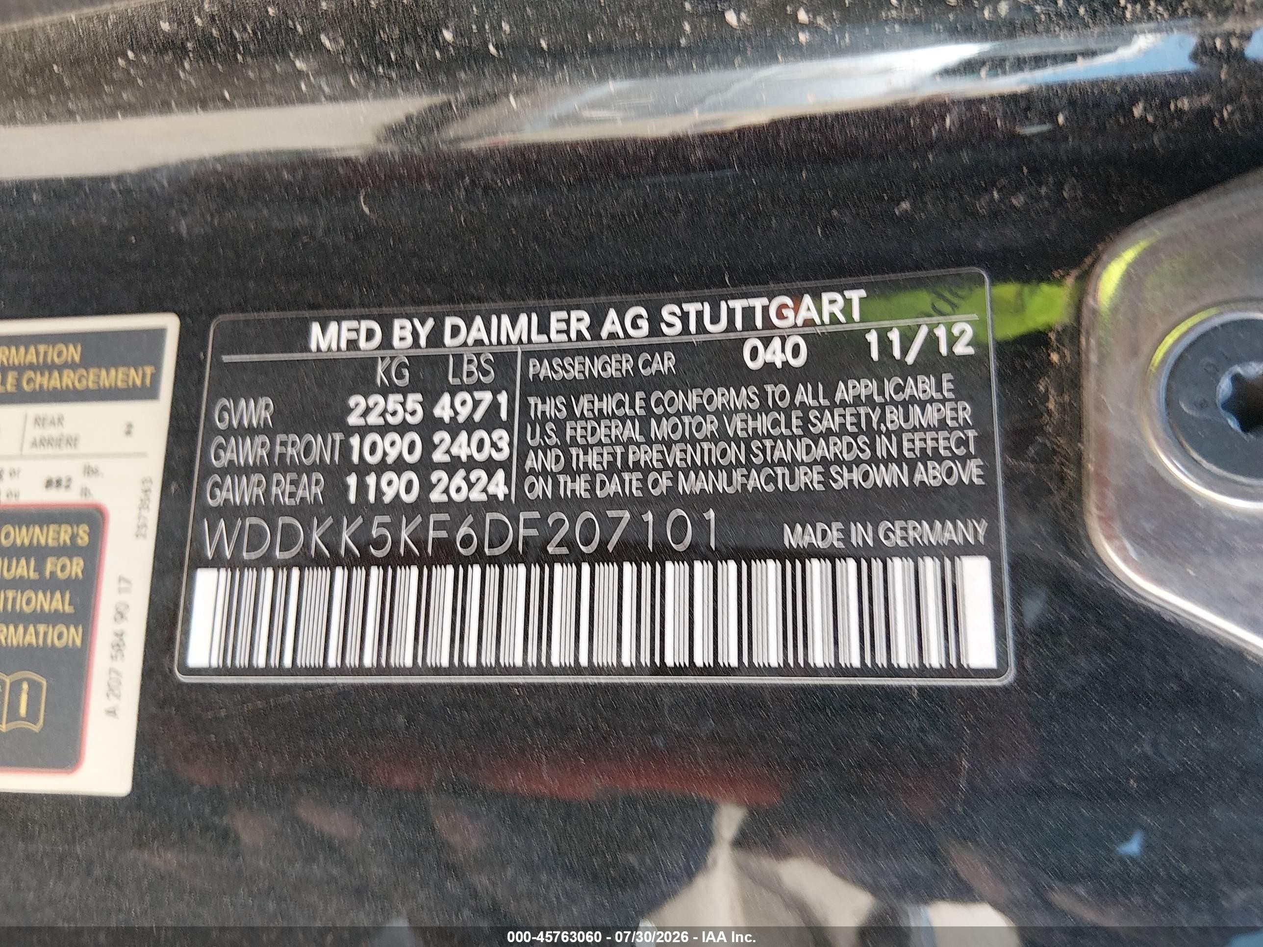 2013 Mercedes-benz E 350   Black vin: WDDKK5KF6DF207101
