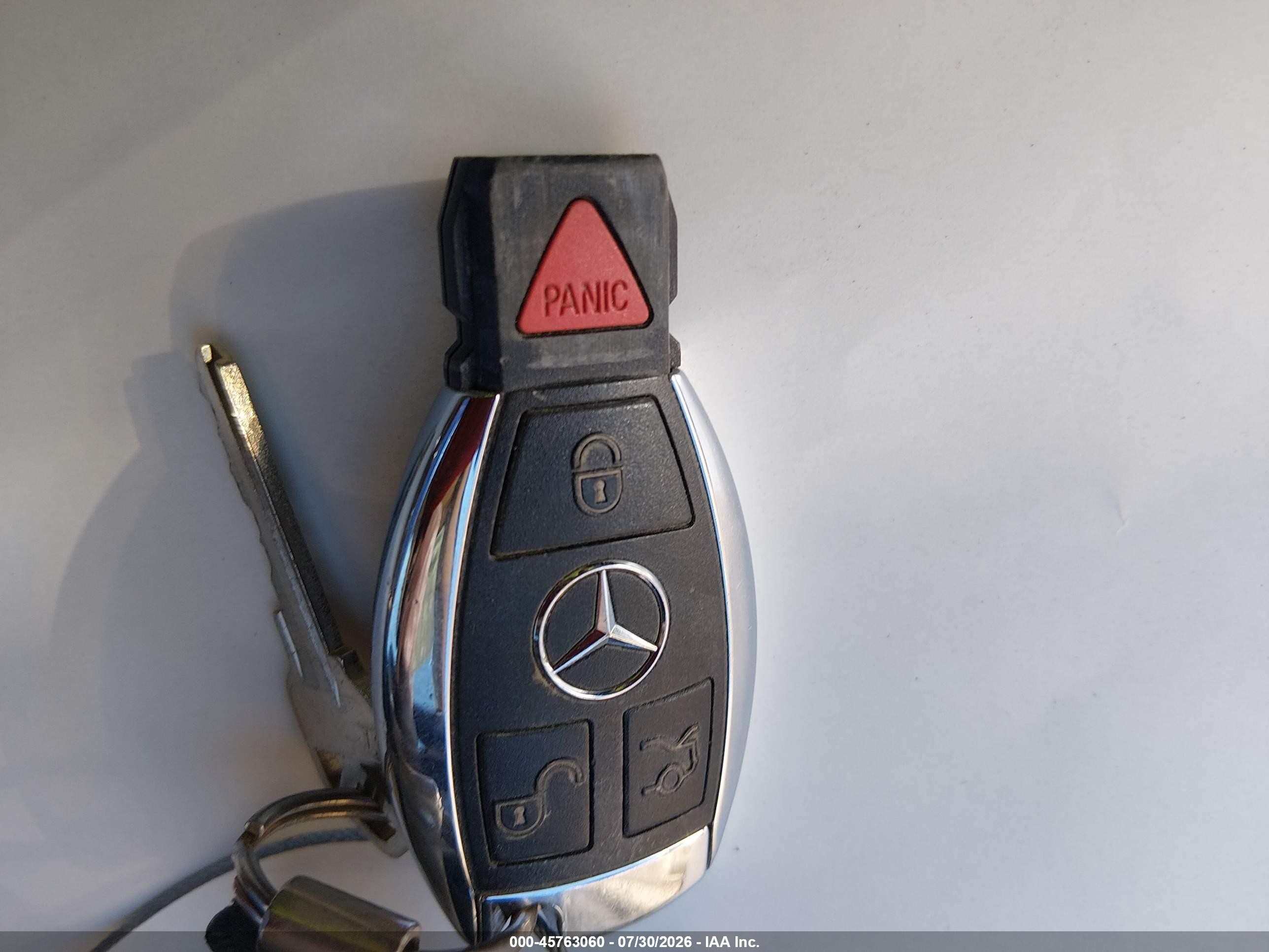 2013 Mercedes-benz E 350   Black vin: WDDKK5KF6DF207101