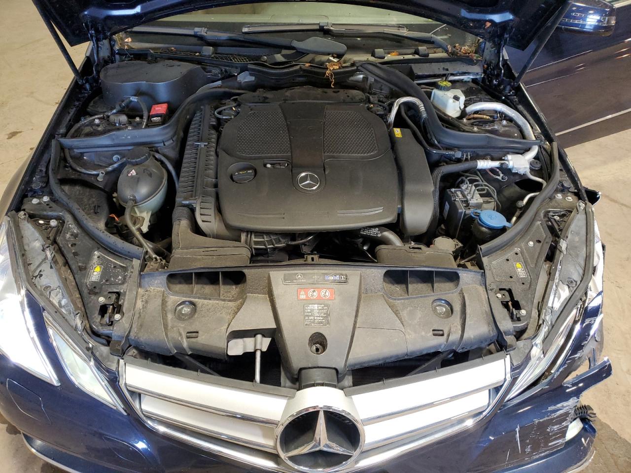 2012 Mercedes-benz E 350 Blue vin: WDDKK5KF7CF142757