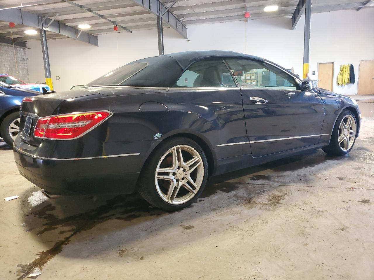 2012 Mercedes-benz E 350 Blue vin: WDDKK5KF7CF142757