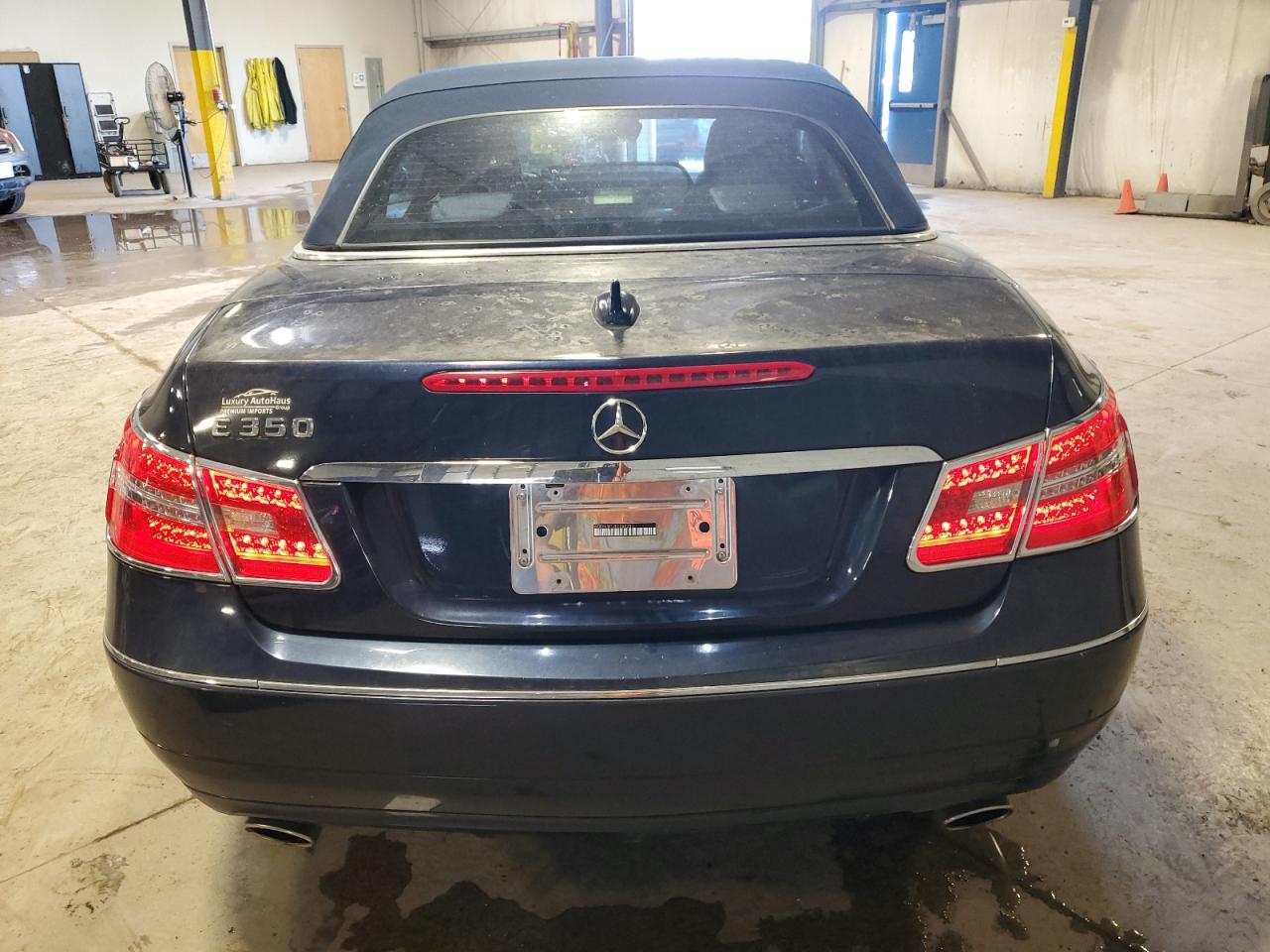 2012 Mercedes-benz E 350 Blue vin: WDDKK5KF7CF142757