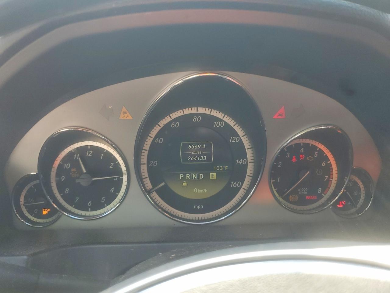 2012 Mercedes-benz E 350 Silver vin: WDDKK5KF7CF155685