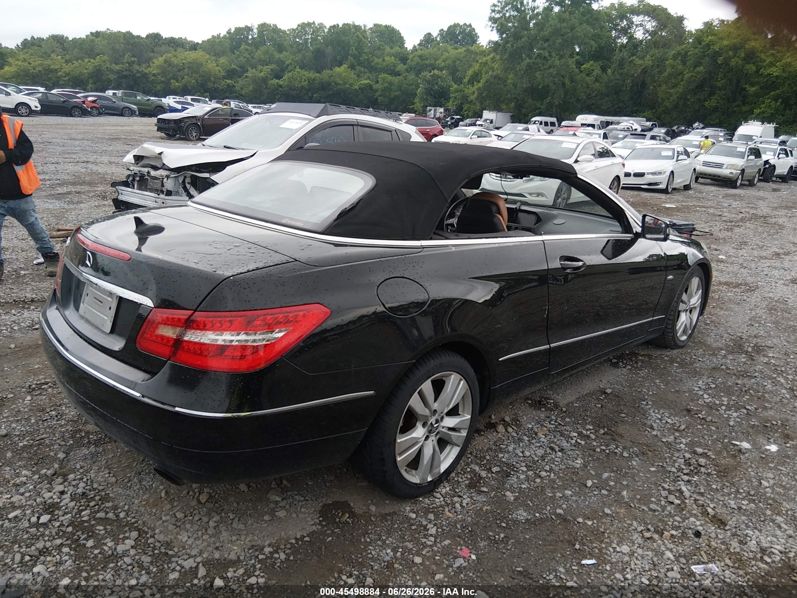 2012 Mercedes-benz E 350   Black vin: WDDKK5KF7CF170929