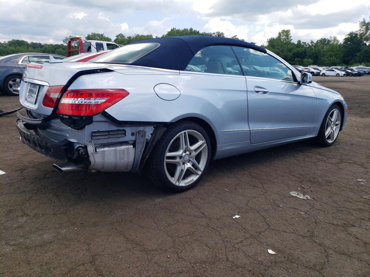 2013 Mercedes-benz E 350 Синий vin: WDDKK5KF7DF191135