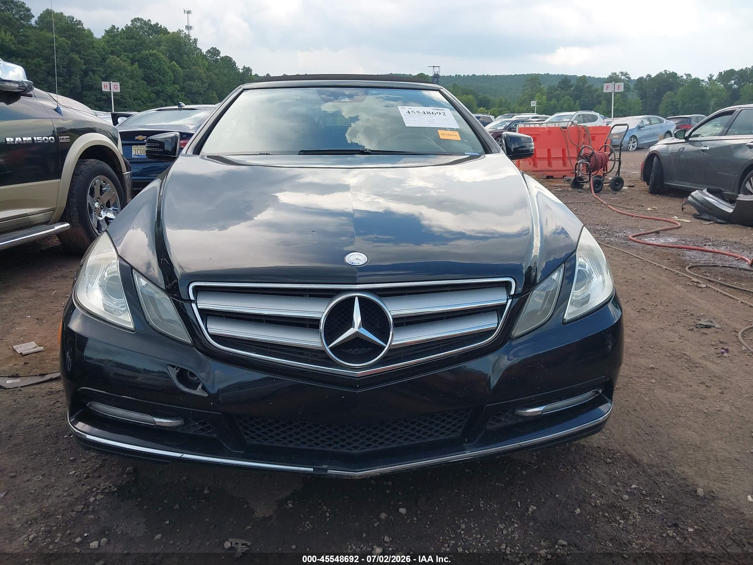 2012 Mercedes-benz E 350   Black vin: WDDKK5KF8CF153881