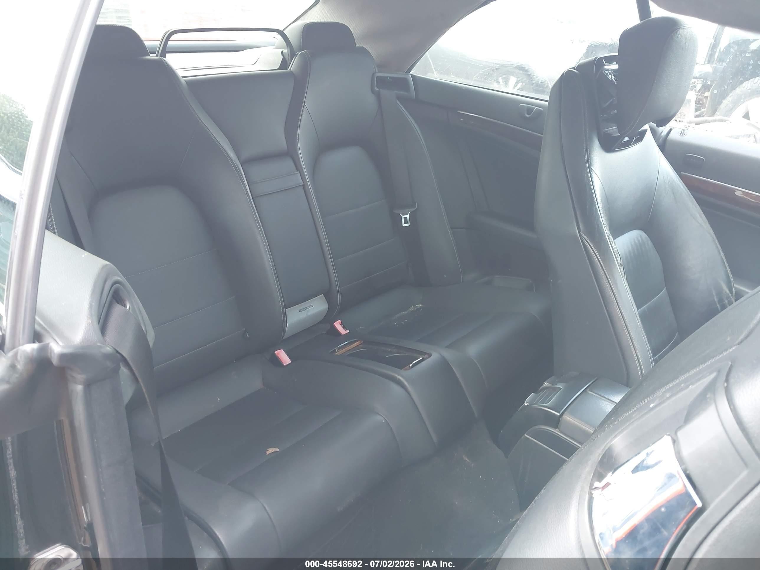 2012 Mercedes-benz E 350   Black vin: WDDKK5KF8CF153881