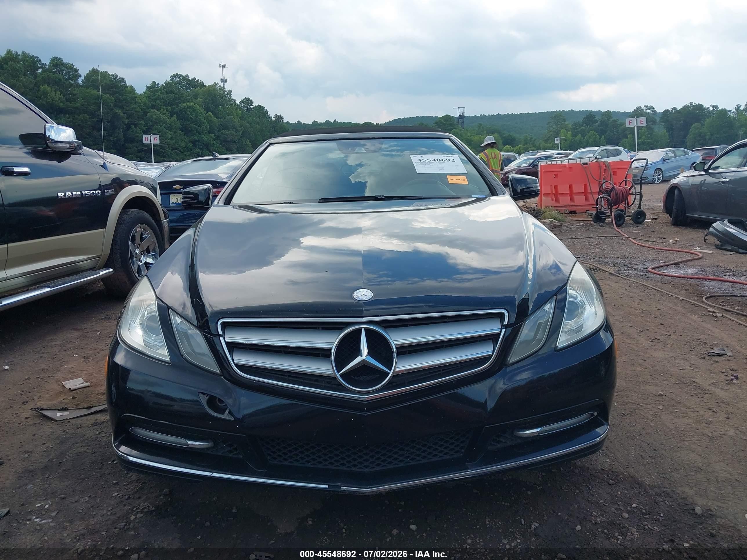 2012 Mercedes-benz E 350   Black vin: WDDKK5KF8CF153881