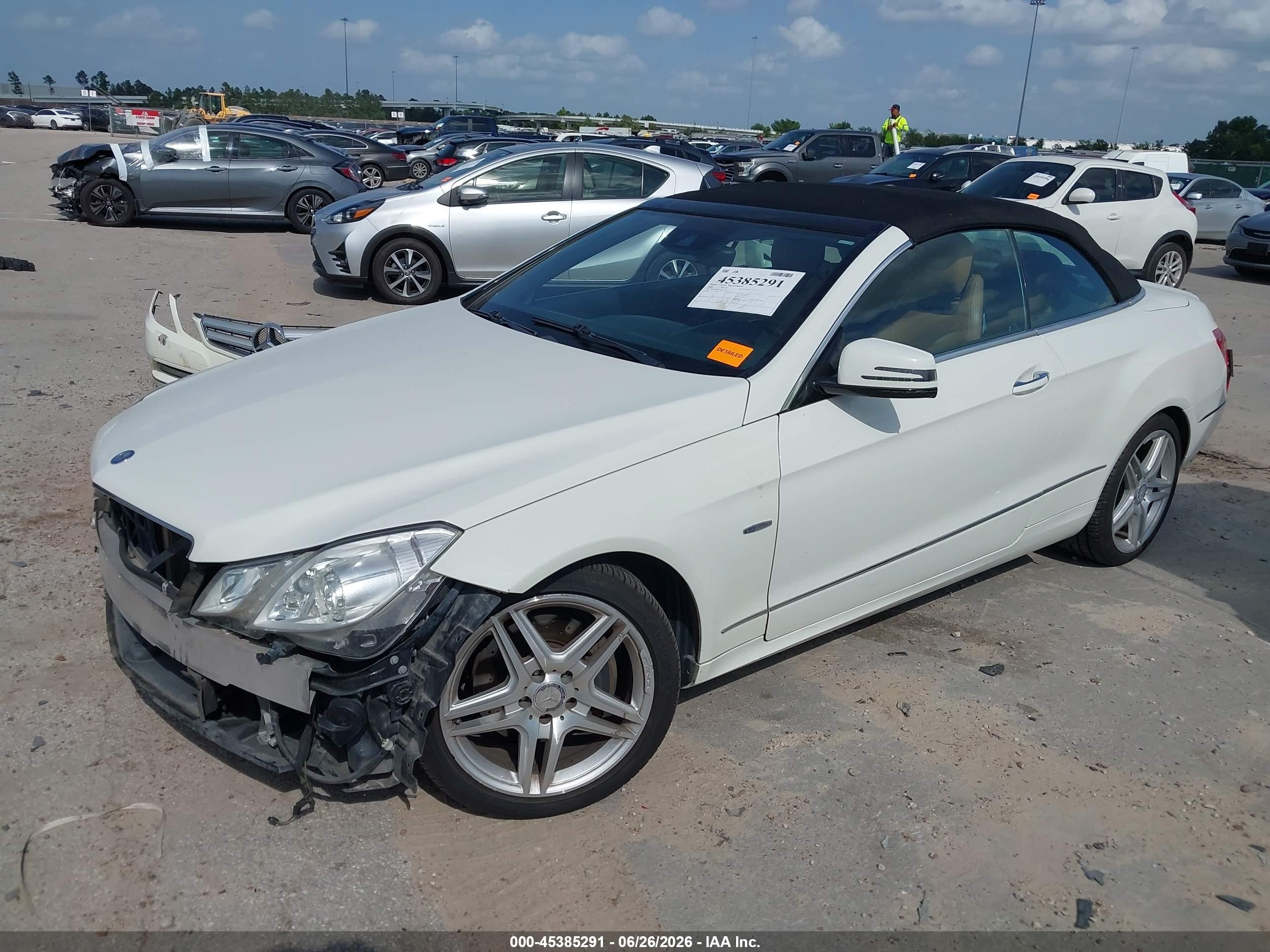 2012 Mercedes-benz E 350   Белый vin: WDDKK5KF8CF167814