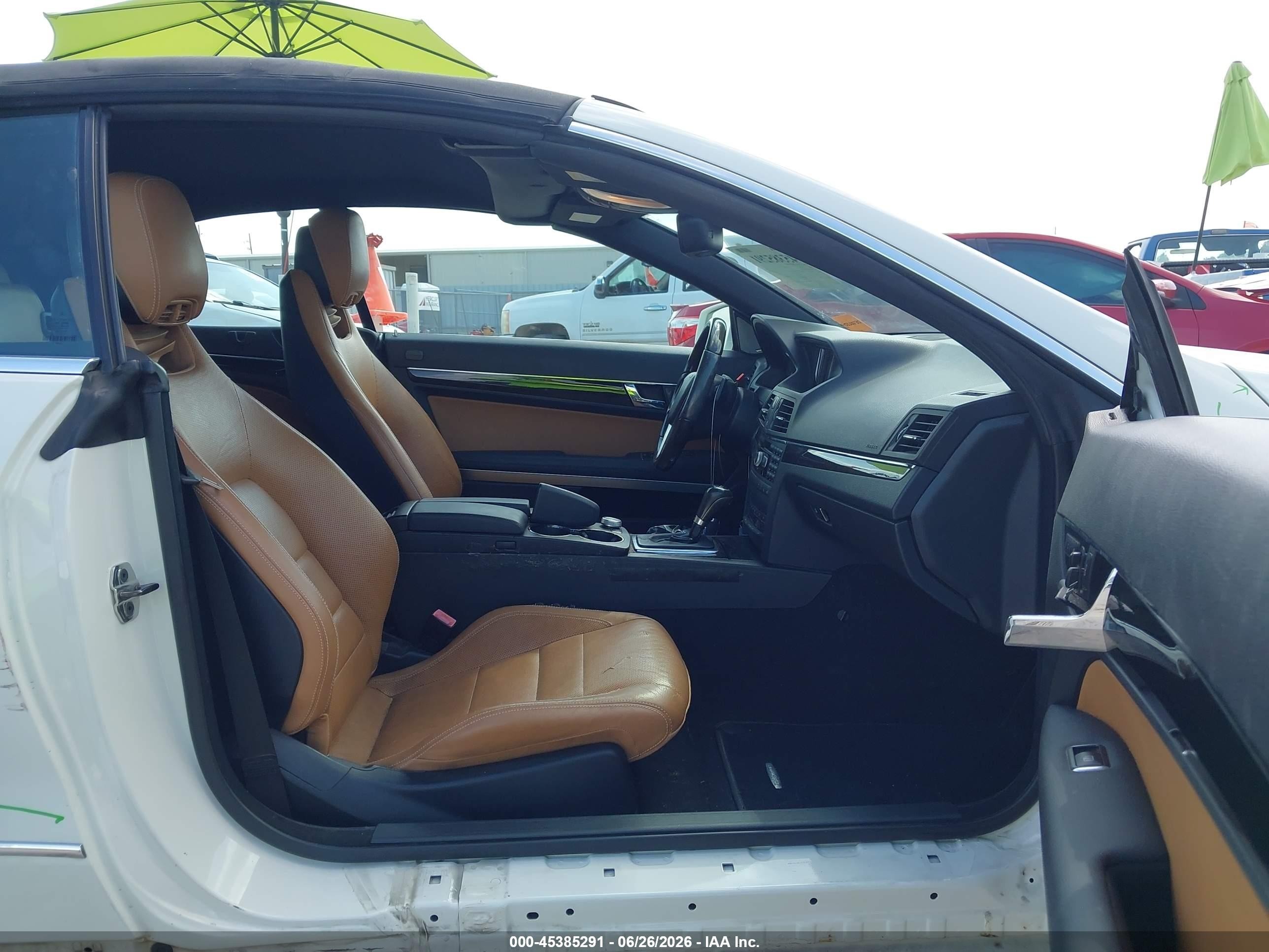 2012 Mercedes-benz E 350   Белый vin: WDDKK5KF8CF167814